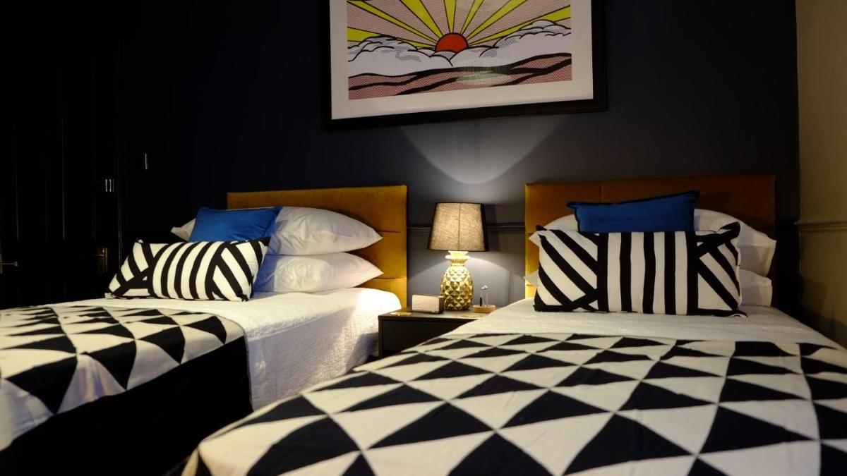 Large Double or Twin Room
