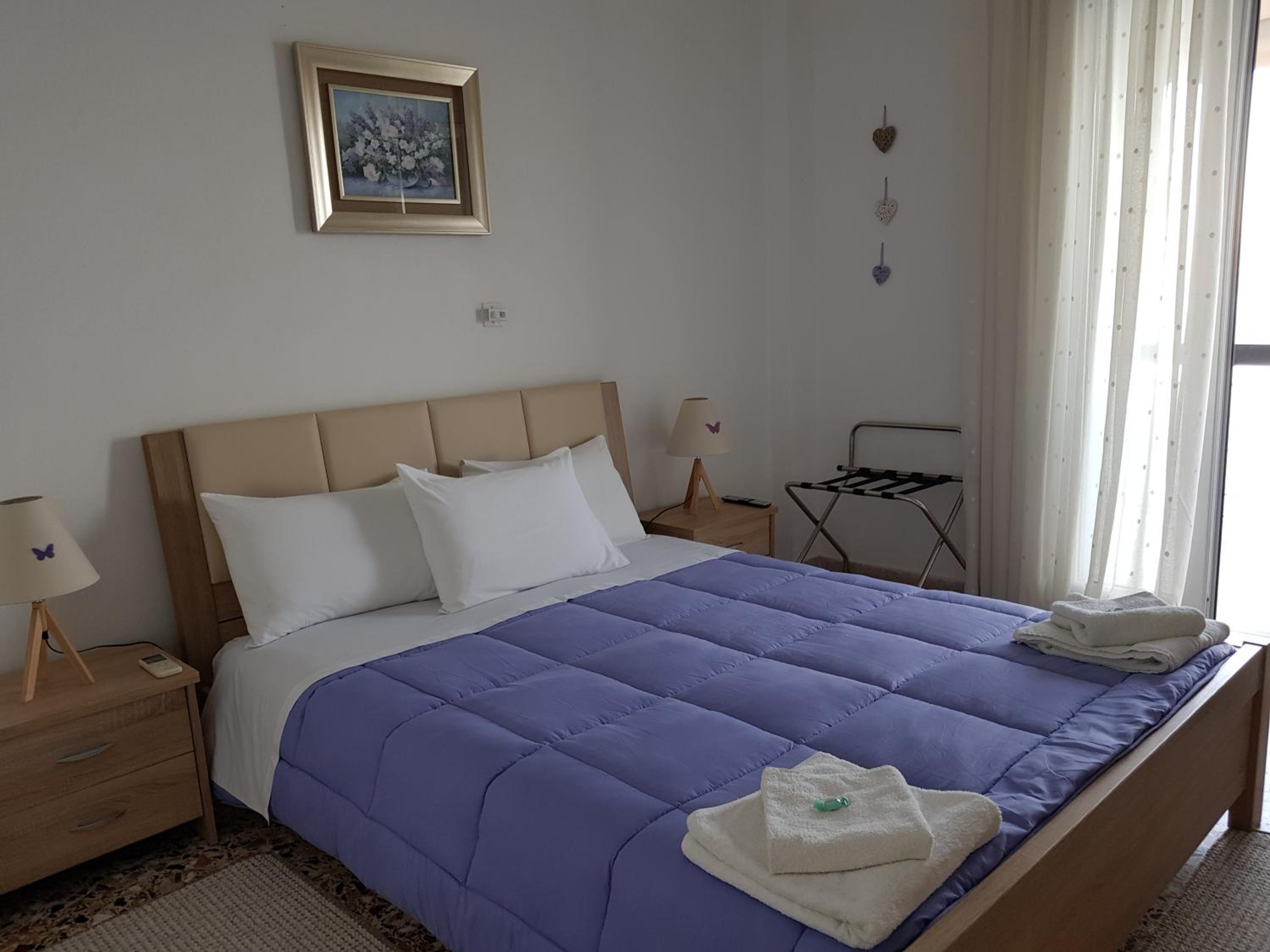 Two-Bedroom Apartment with Balcony and Sea View photo 1