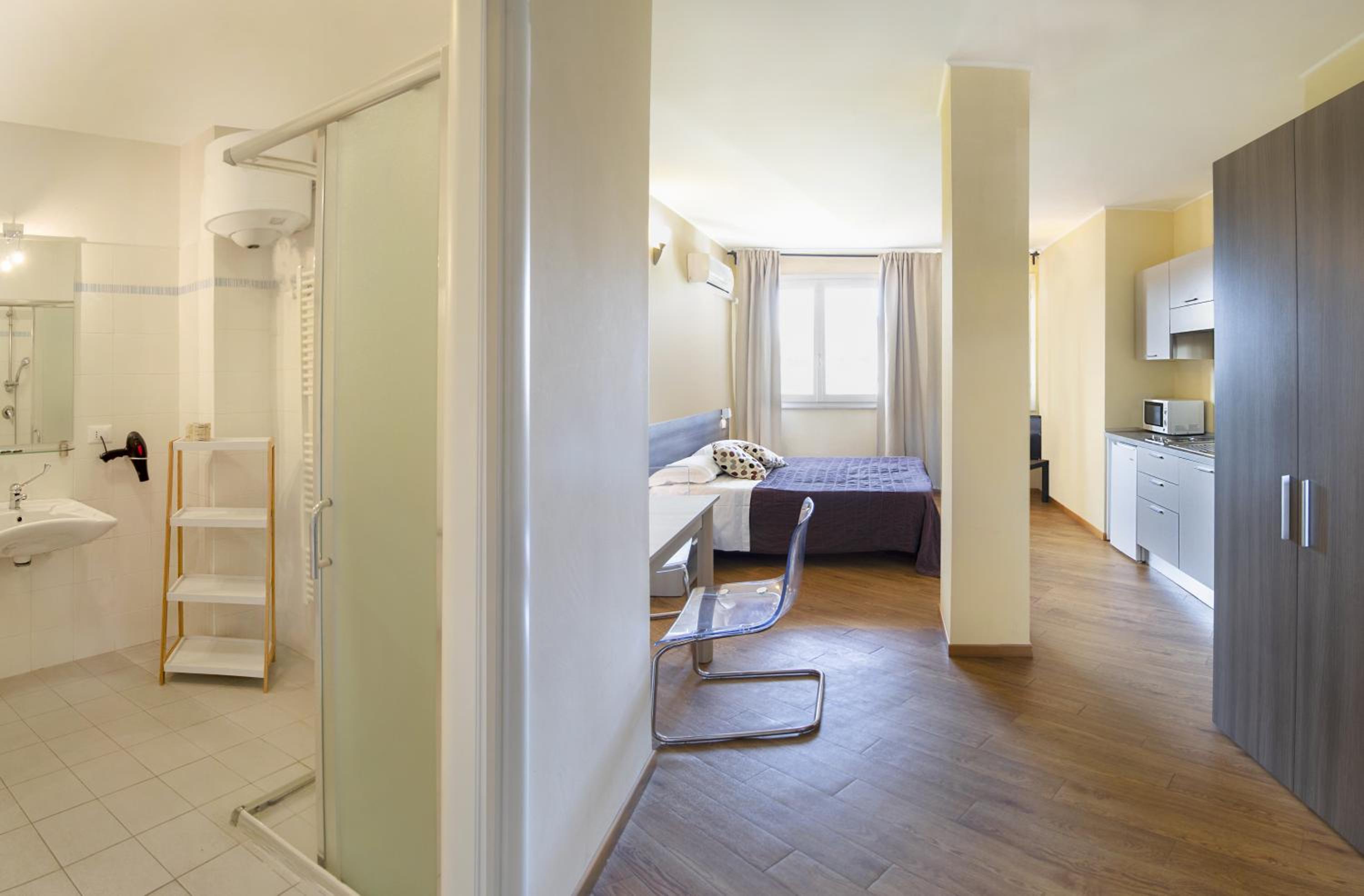 Studio Apartment photo 1
