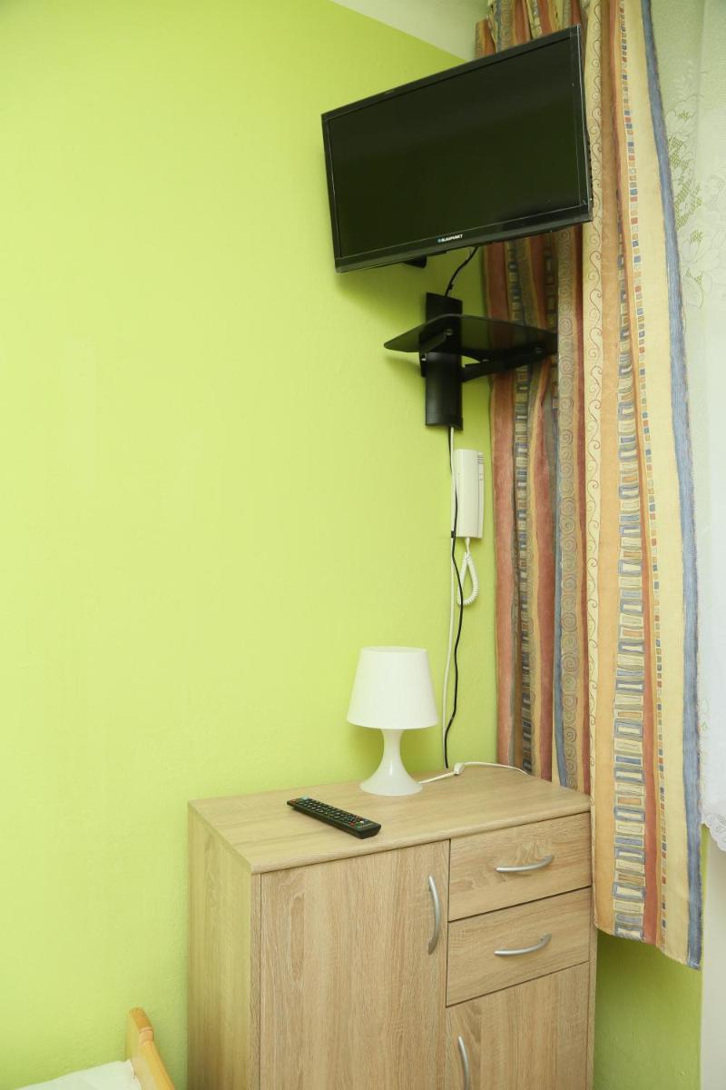 Classic Triple Room photo 3