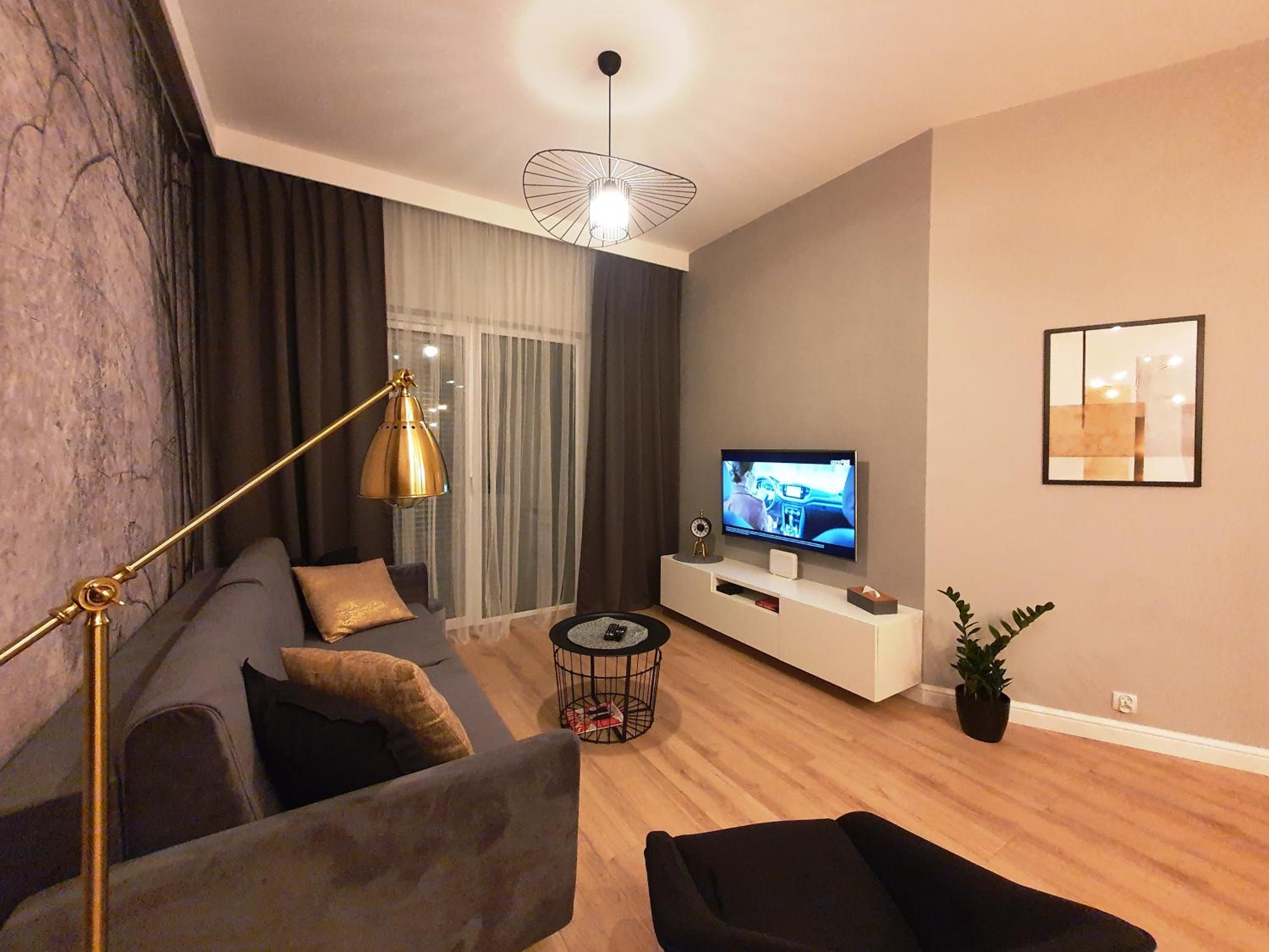 One-Bedroom Apartment - Photo 35