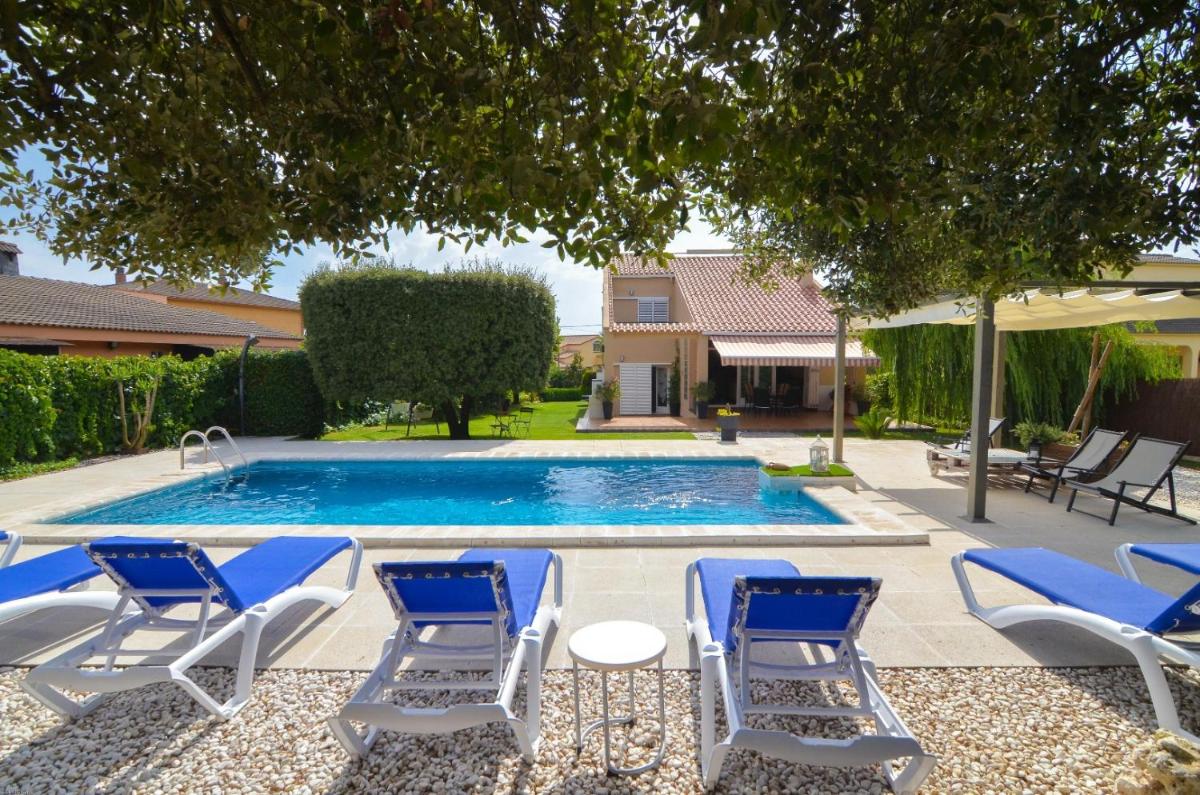 Villa with Private Pool