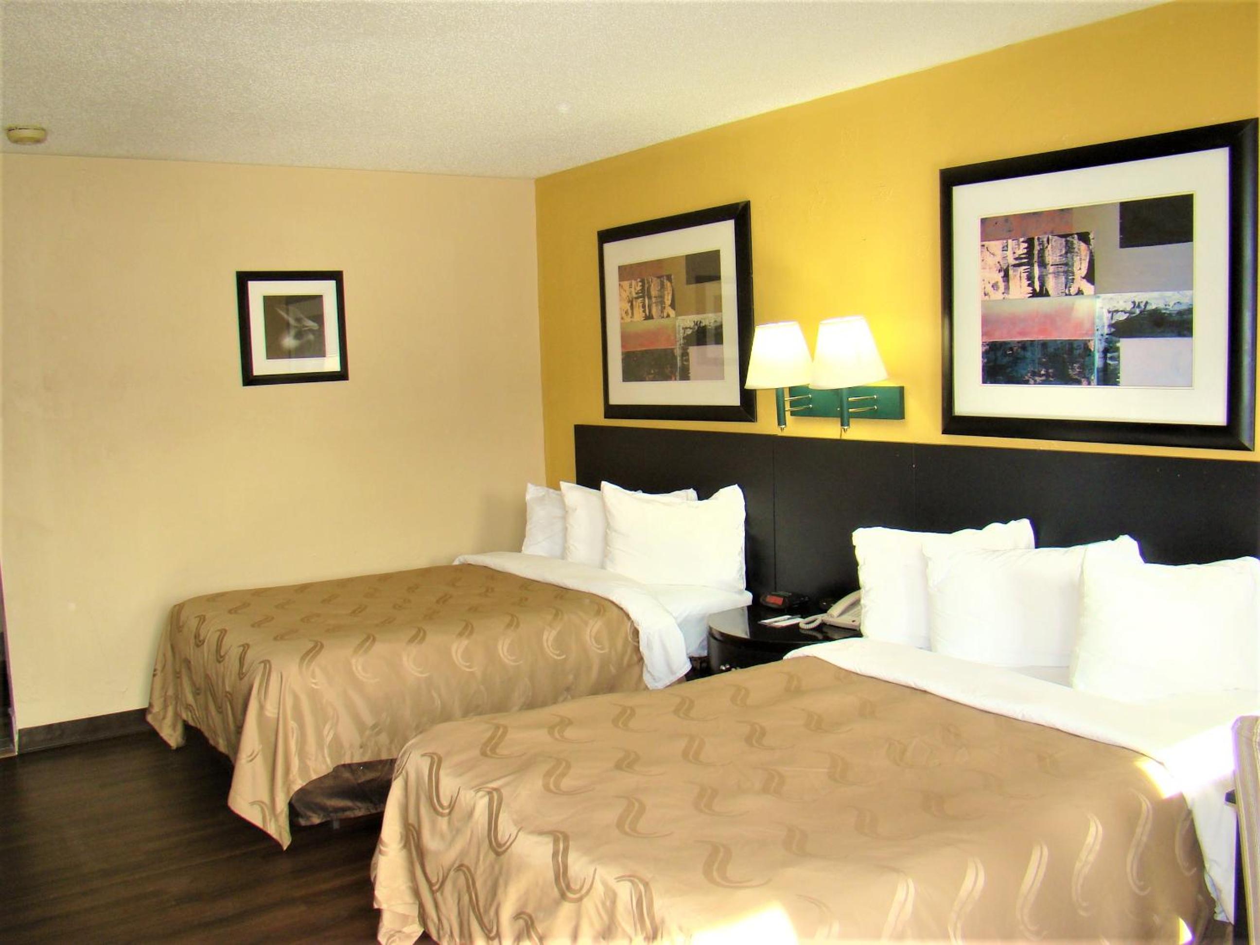 Double Room with Two Double Beds - Non-Smoking photo 1