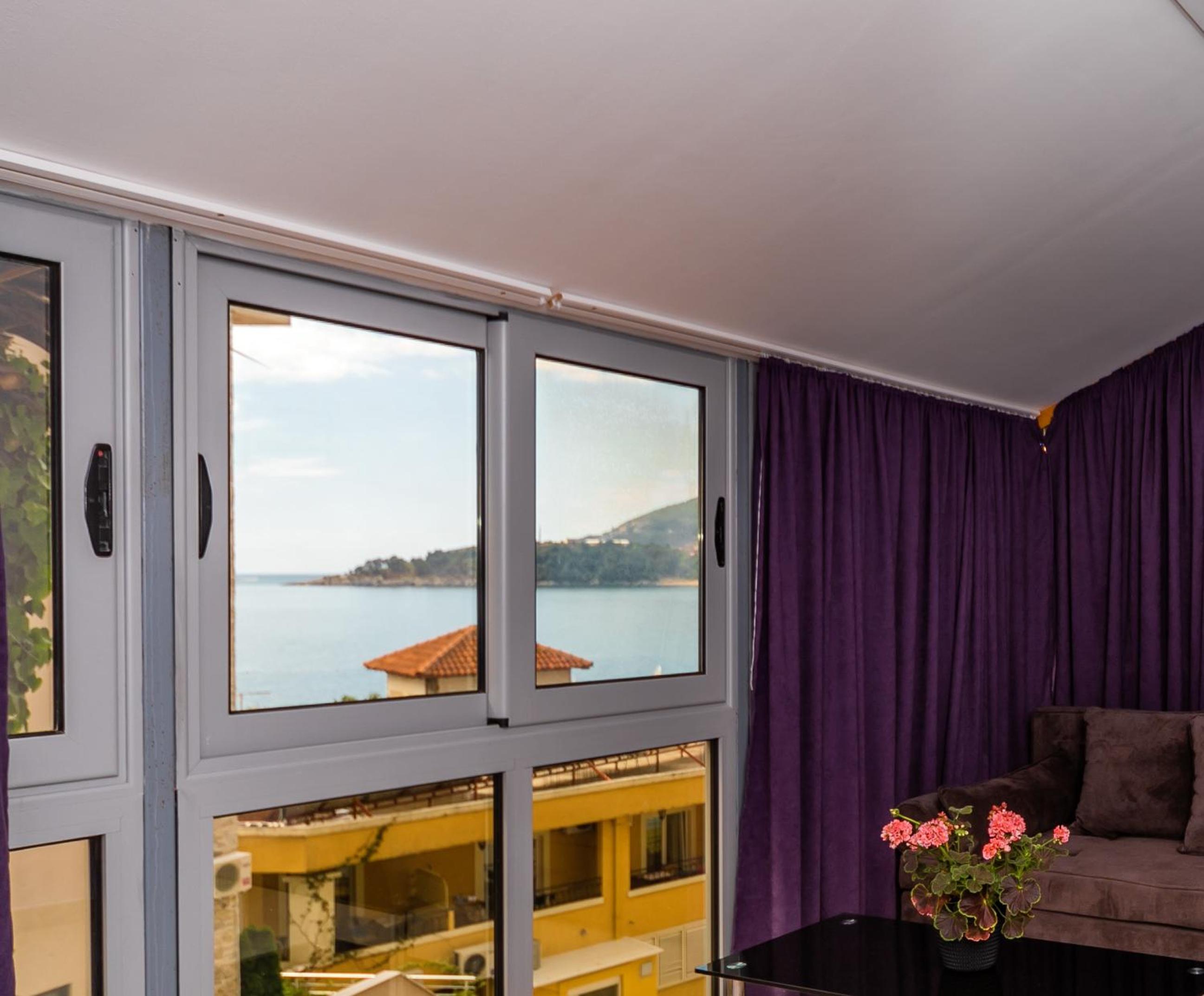 Apartment with Sea View photo 1