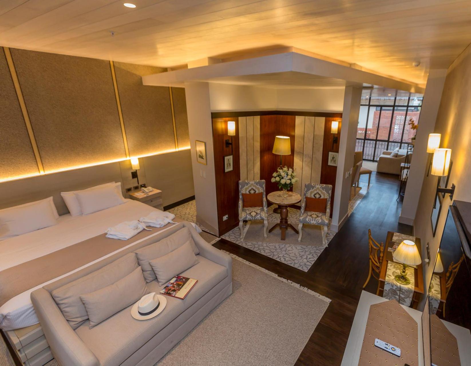 Deluxe Suite photo 1
