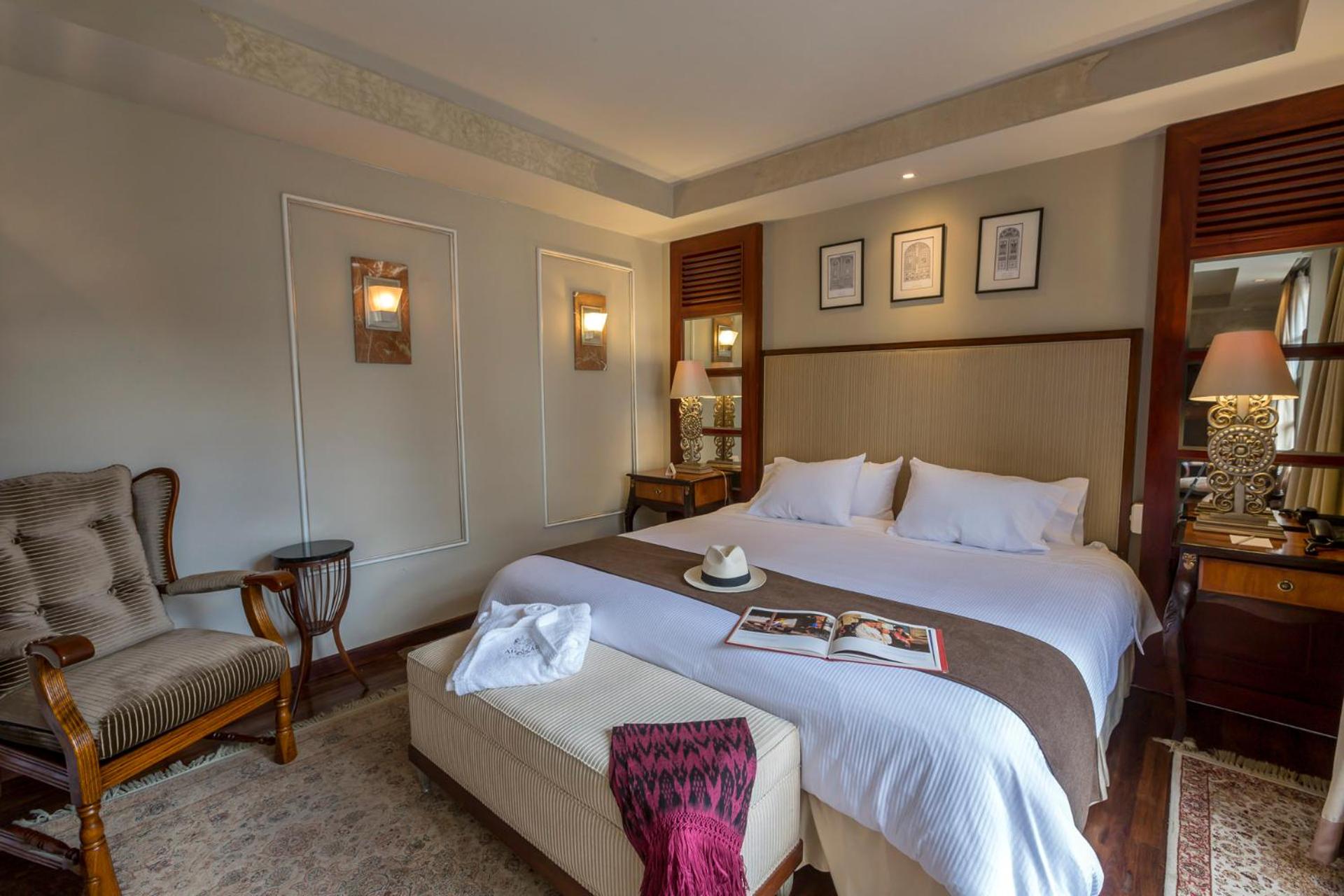 Deluxe King Suite