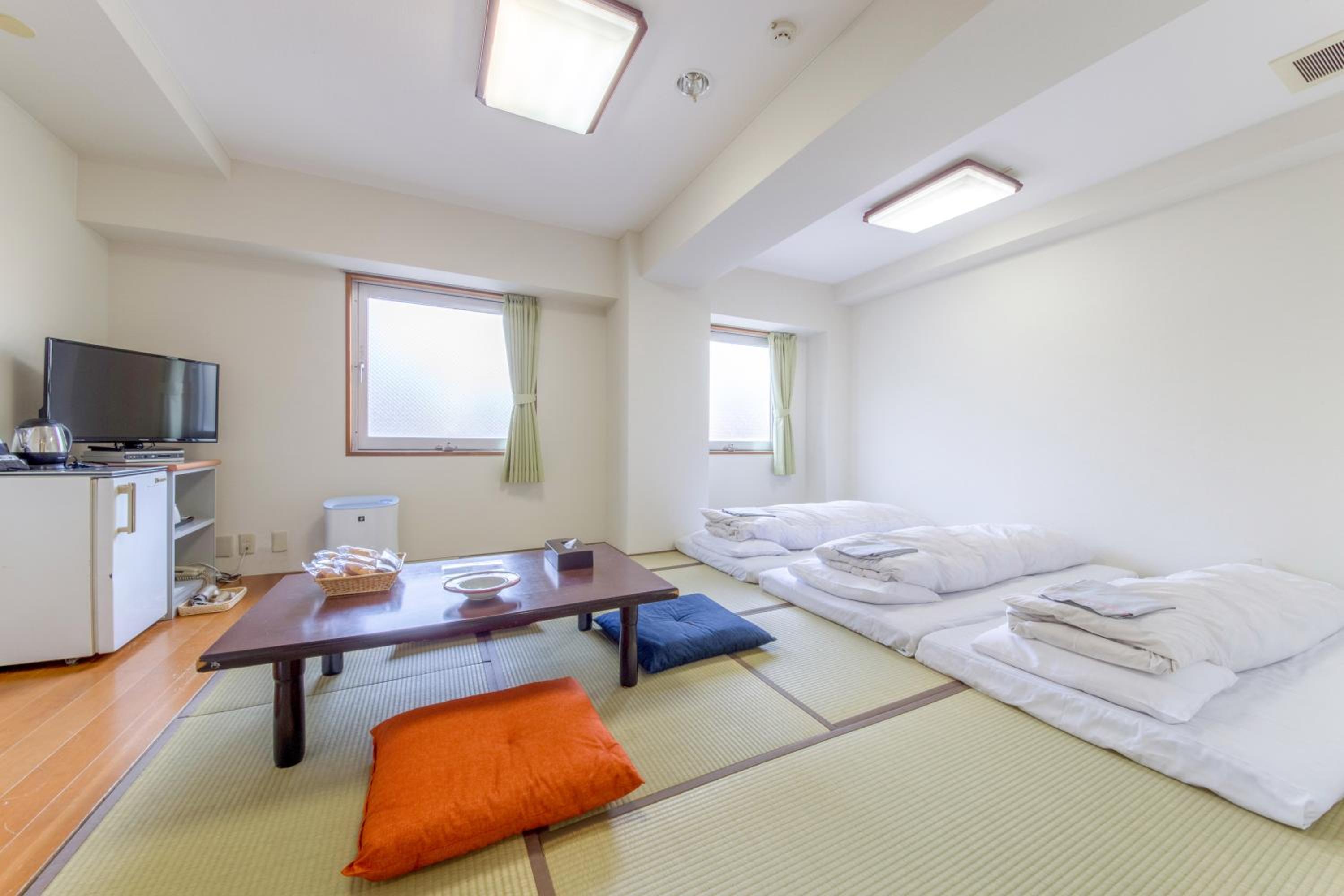 Japanese-Style Room