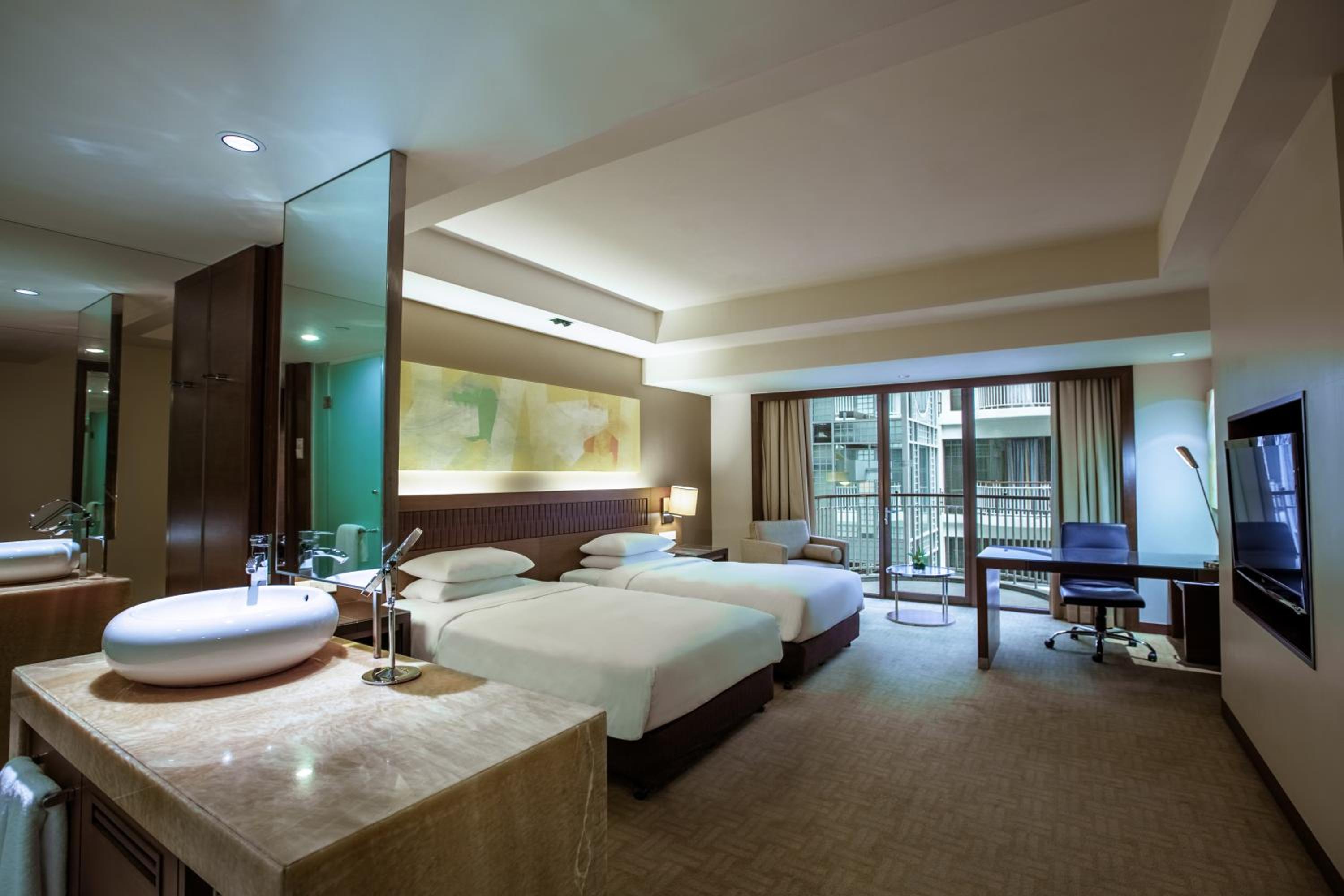 Twin Room - Photo 2