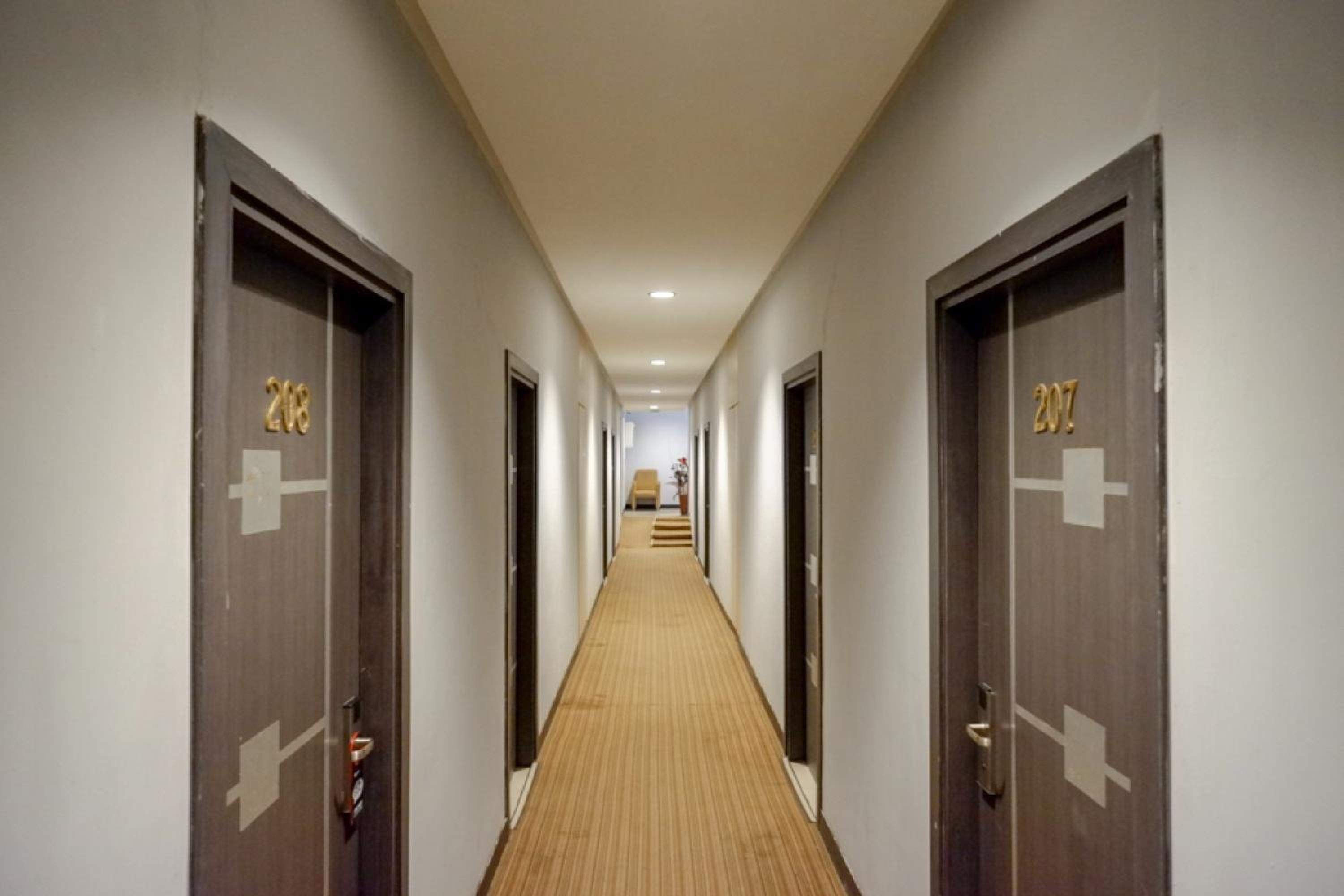 Deluxe Twin Room - Photo 8