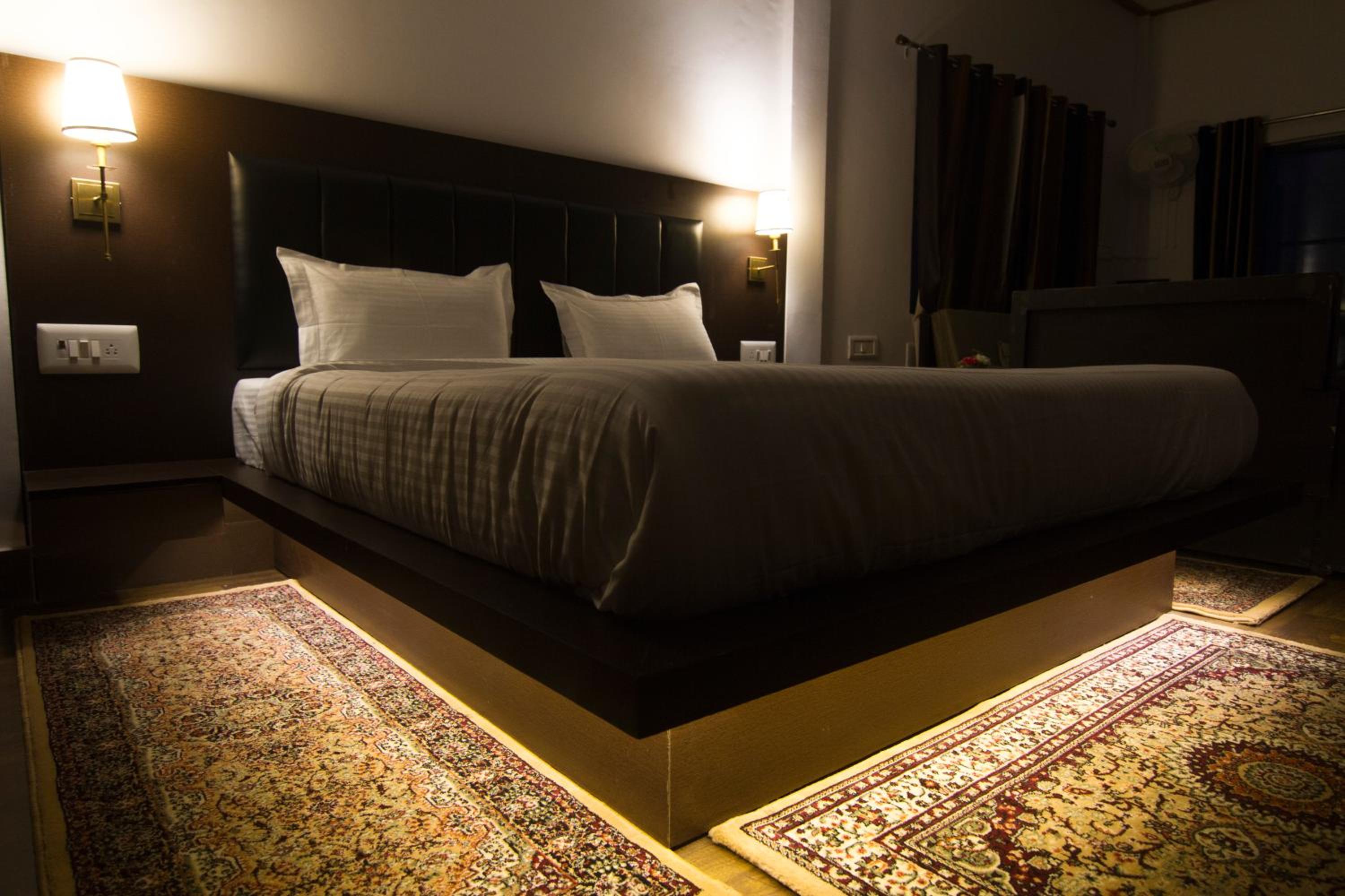 Superior King Room photo 1