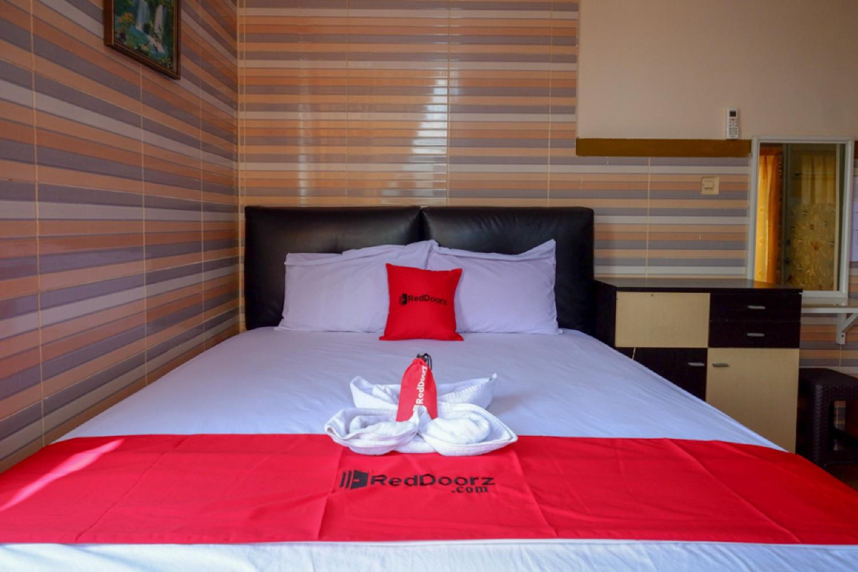 Deluxe Room - Photo 1