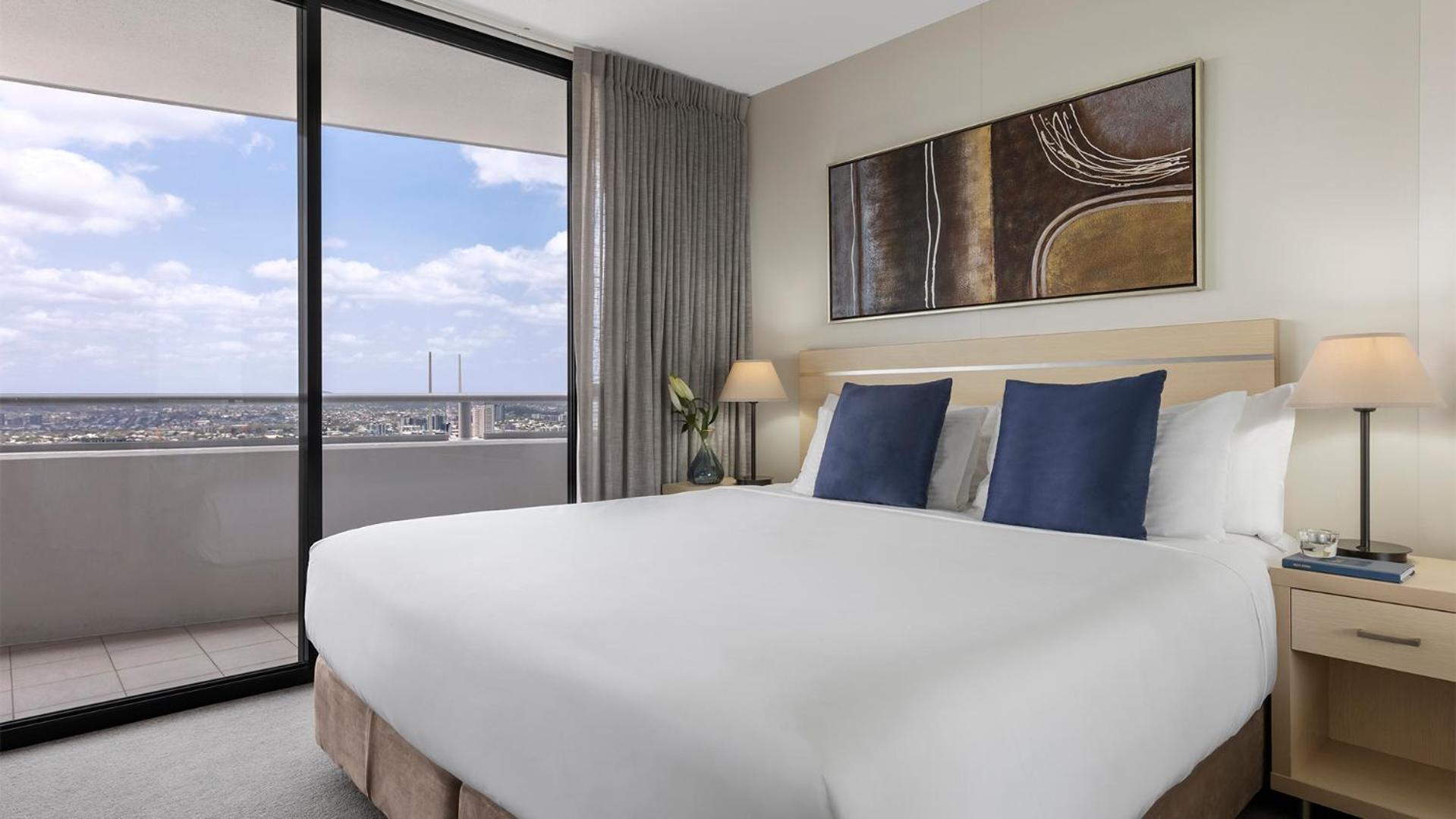 Two-Bedroom Apartment with River View - Photo 10