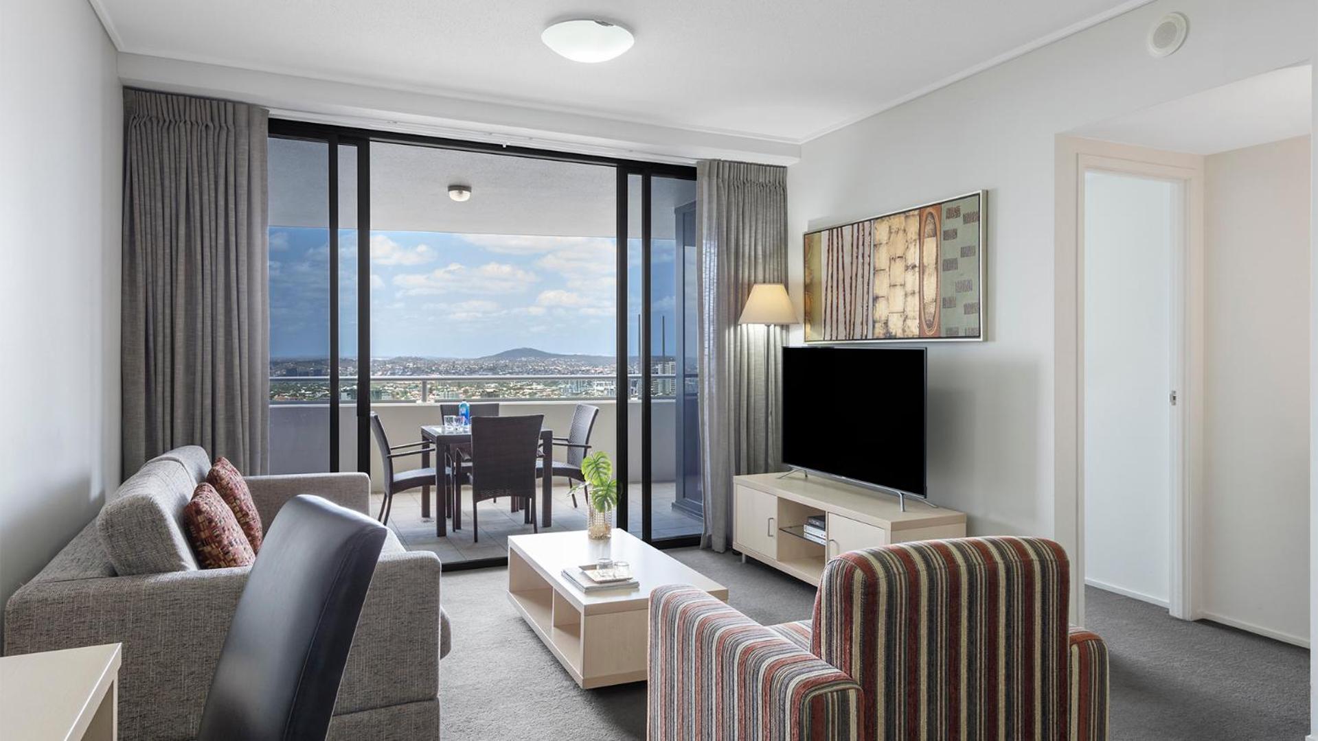 One-Bedroom Apartment with River View - Photo 1