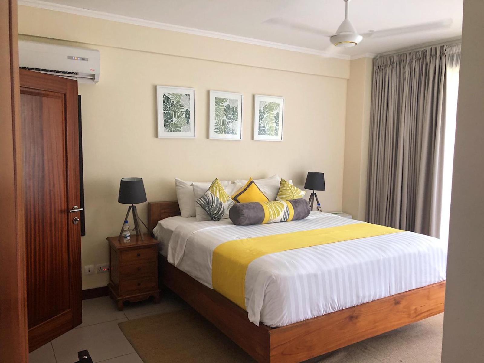 Apartment with Garden View