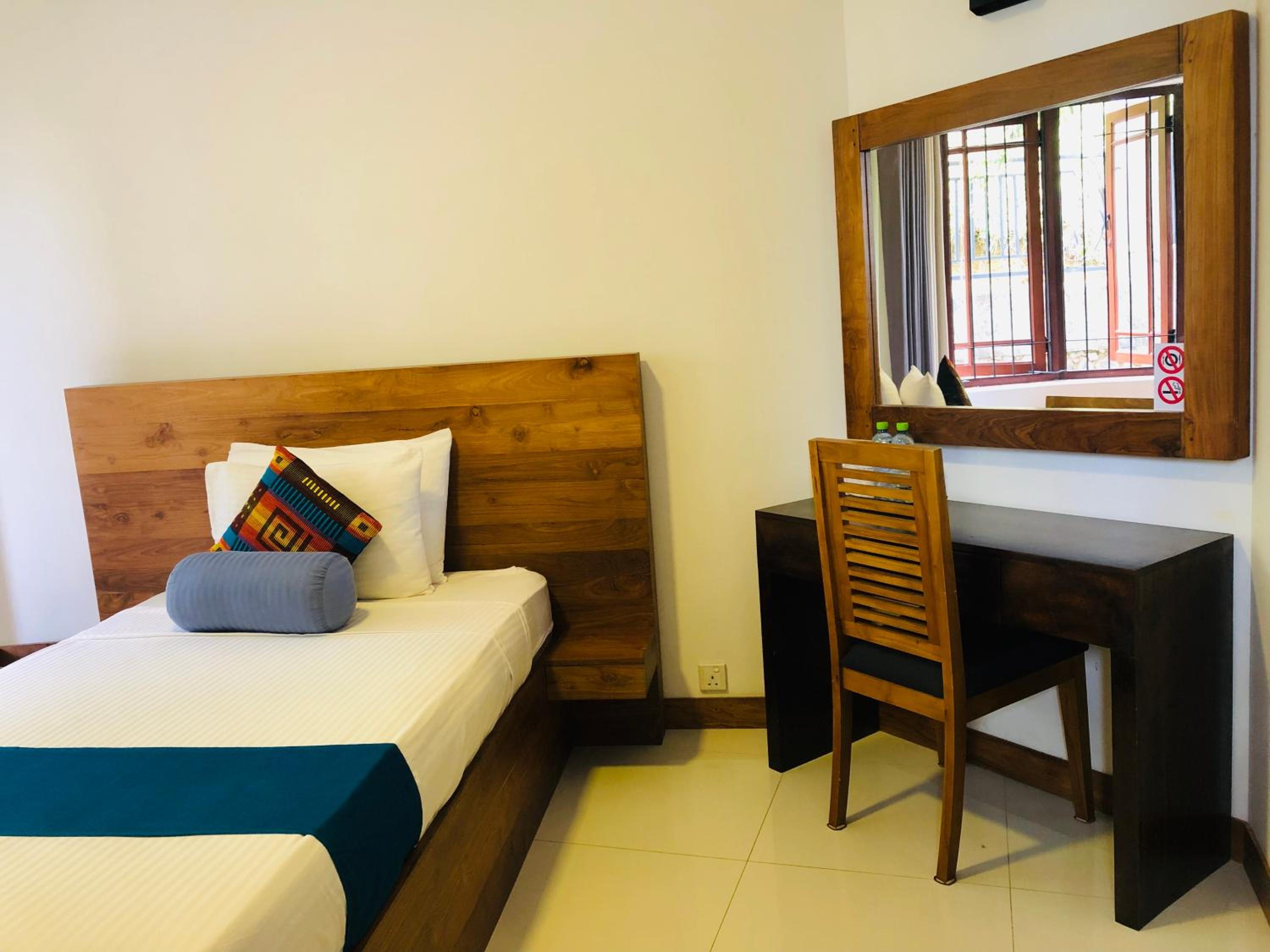 Deluxe Single Room