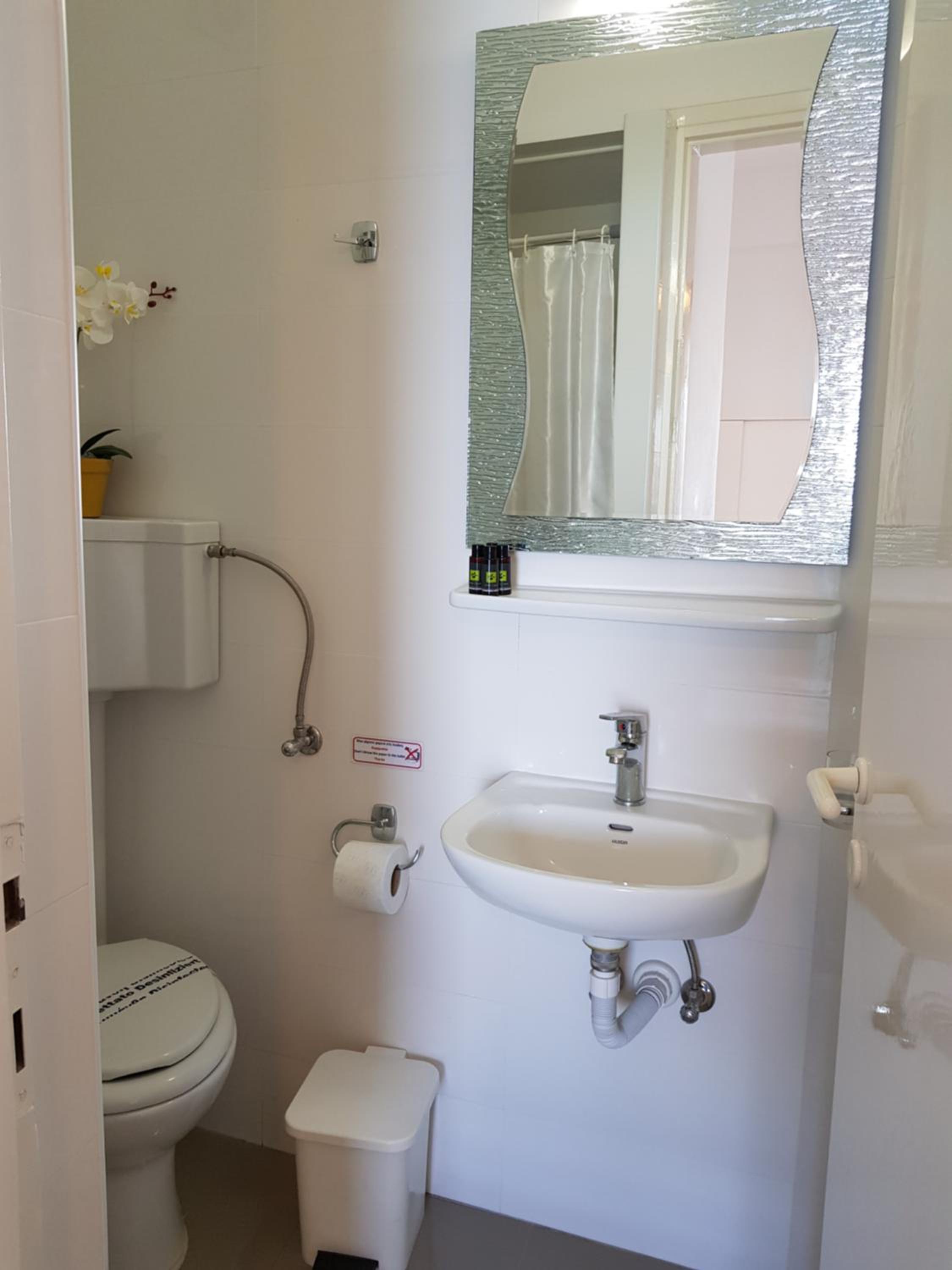 Double Room with Balcony and Sea View photo 2