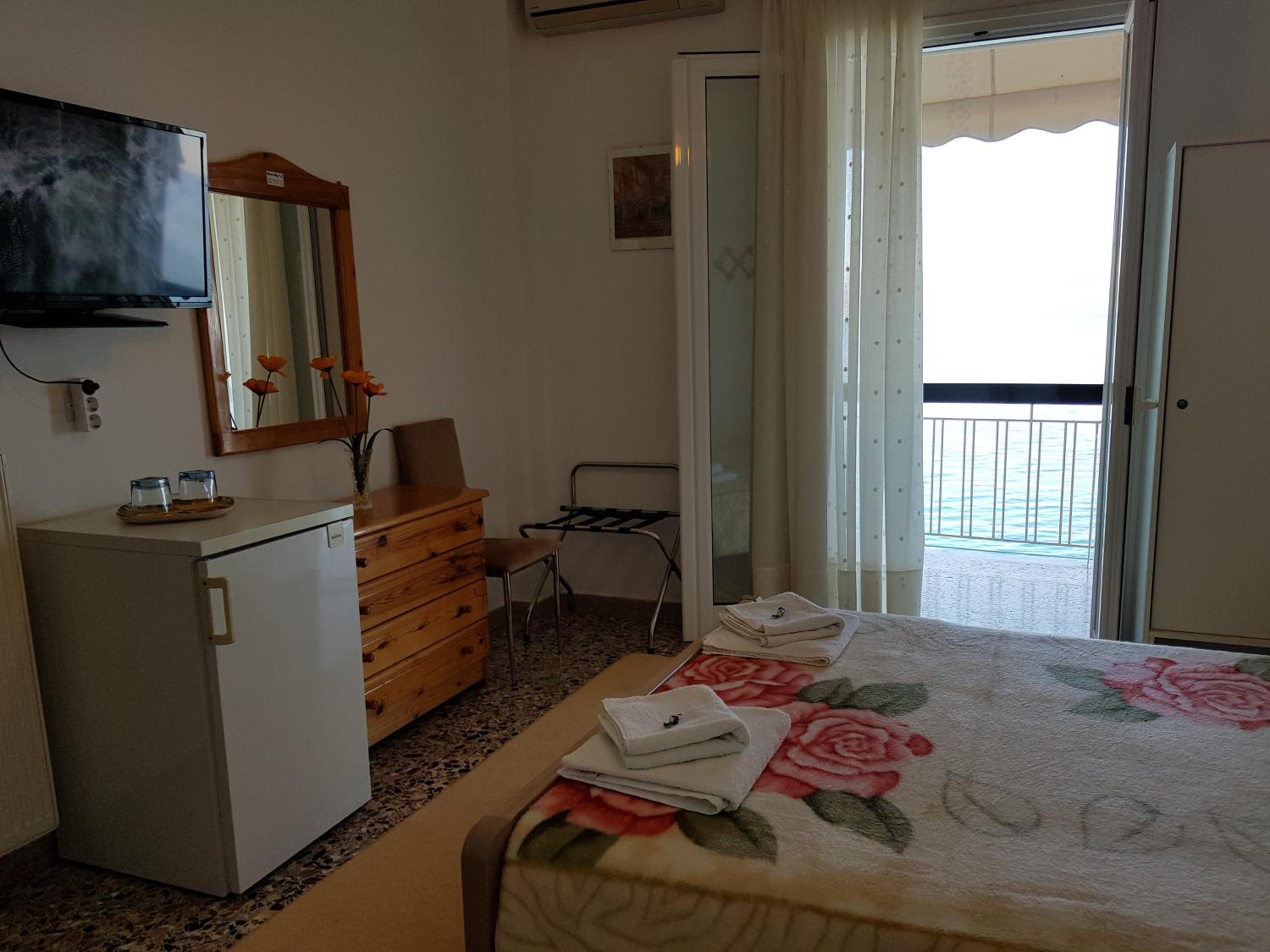 Double Room with Balcony and Sea View photo 2