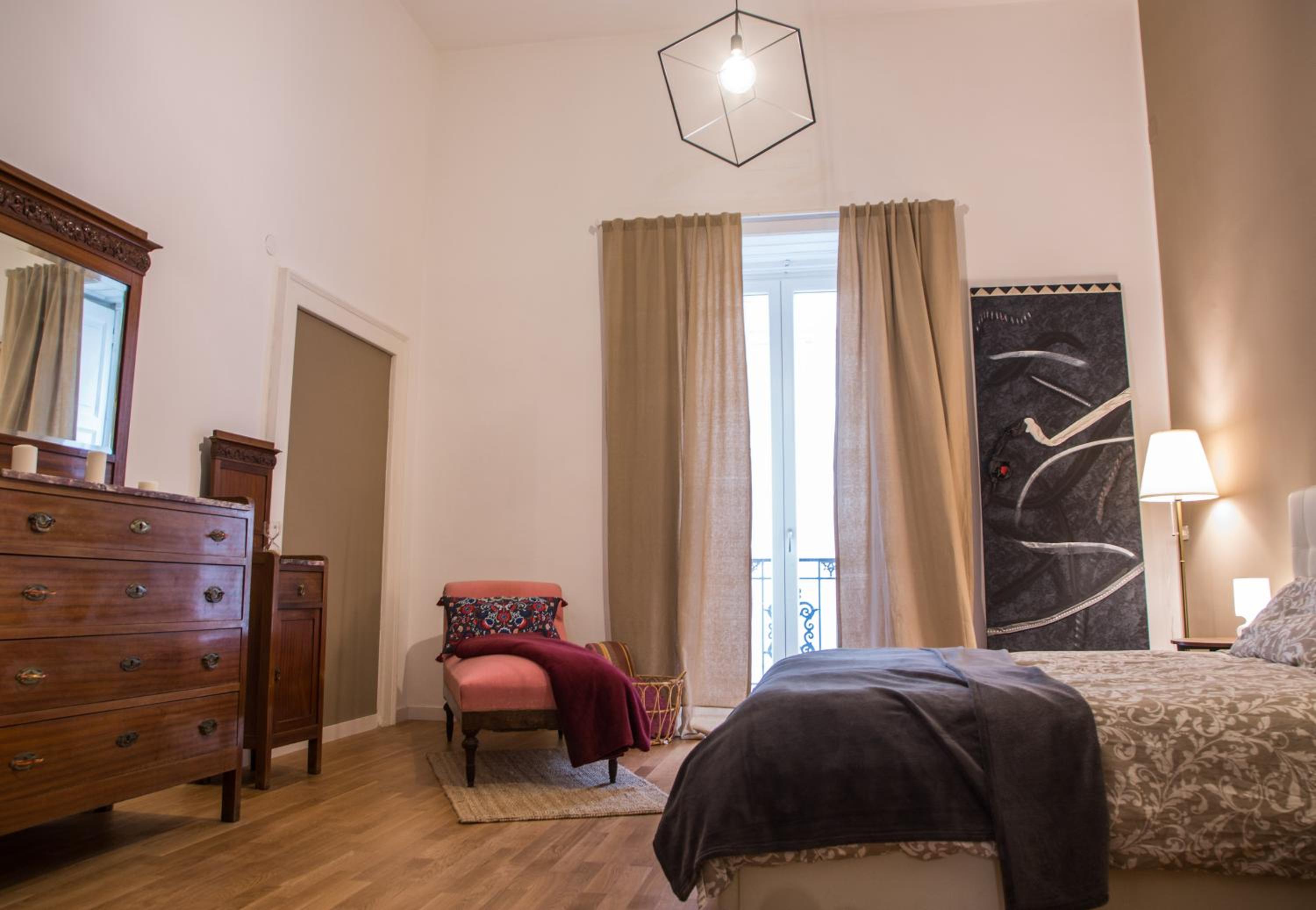 One-Bedroom Apartment - Photo 22