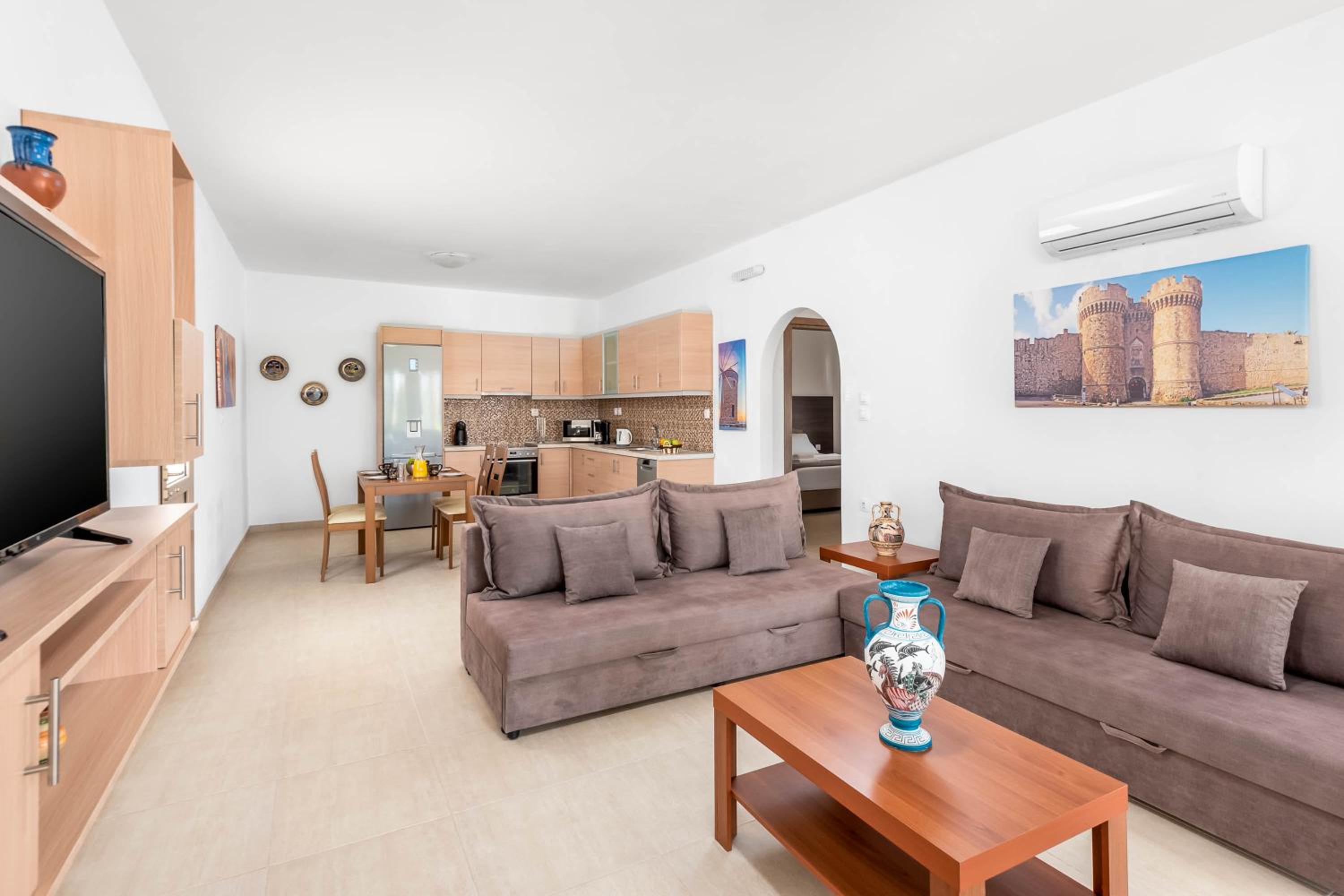 Deluxe Suite, 2 Bedrooms, Private Pool, Mountain View - Photo 2