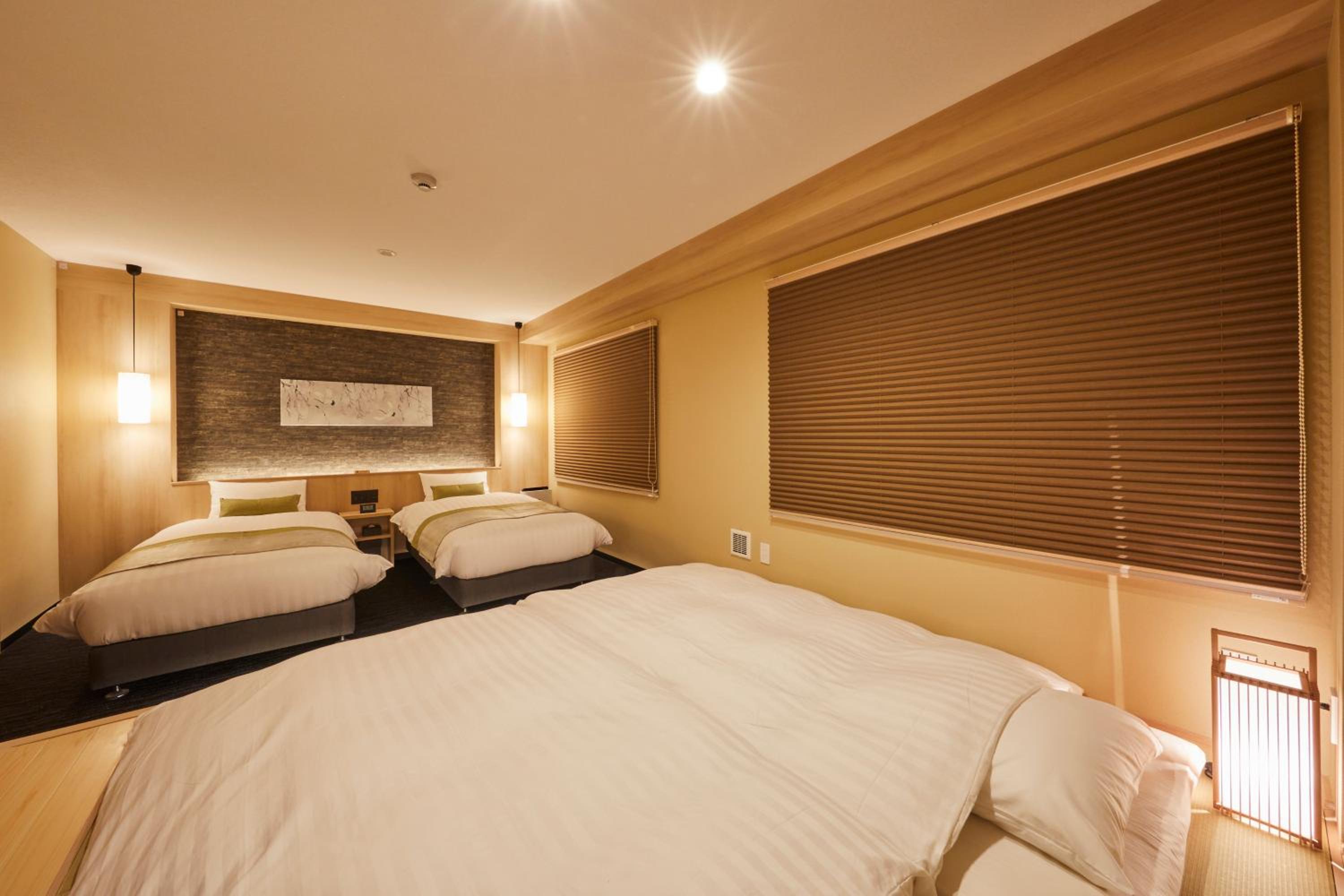 Standard Twin Room - Photo 10