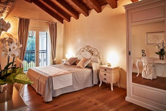 Villa photo 1