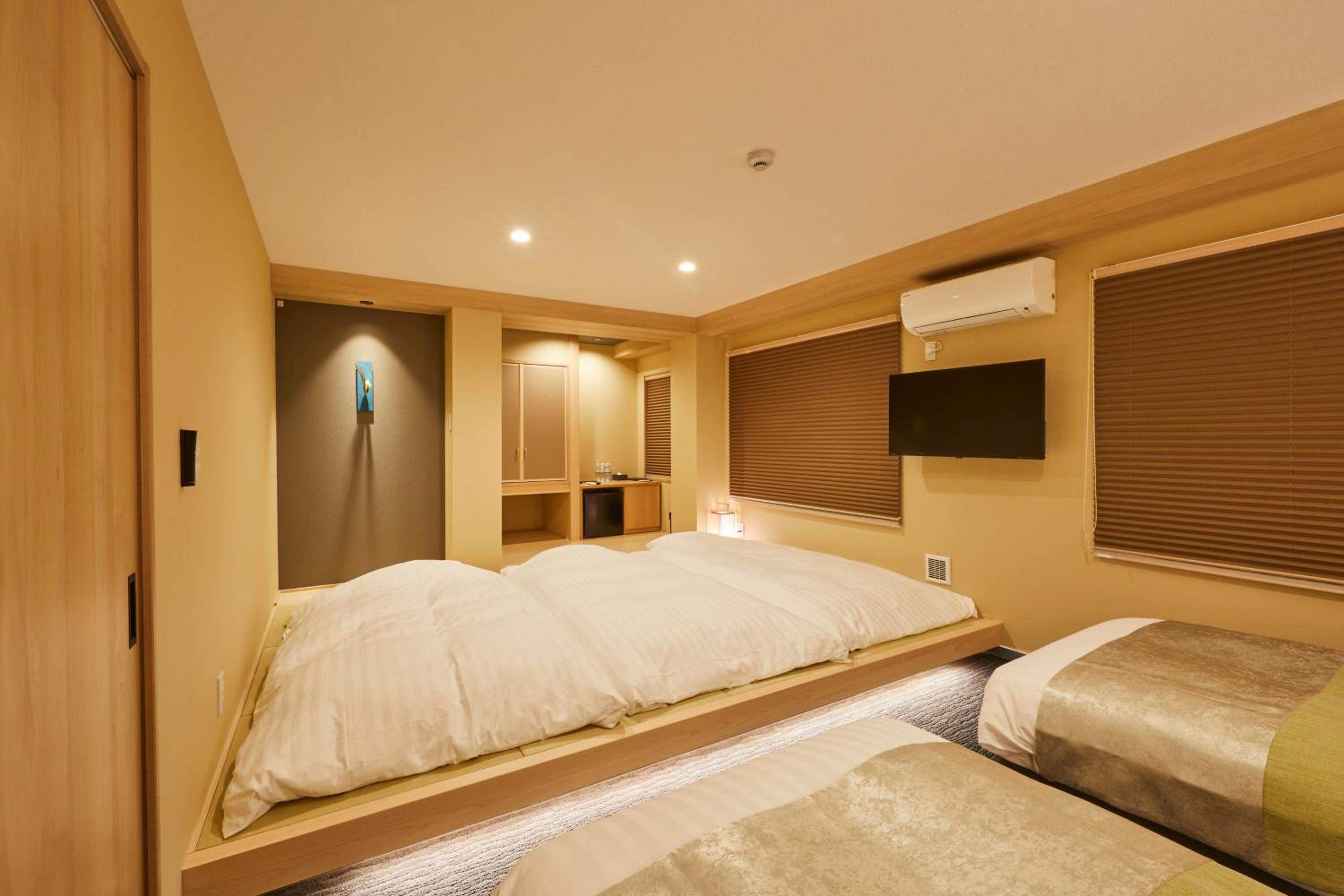 Superior Twin Room - Photo 7