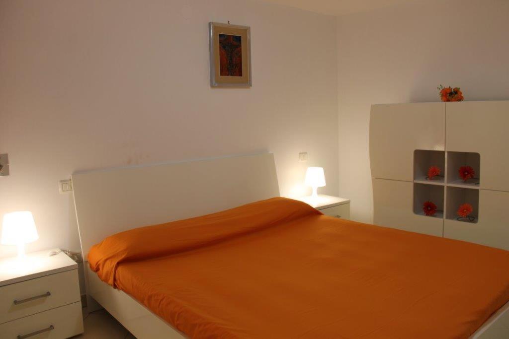 Two-Bedroom Apartment photo 2