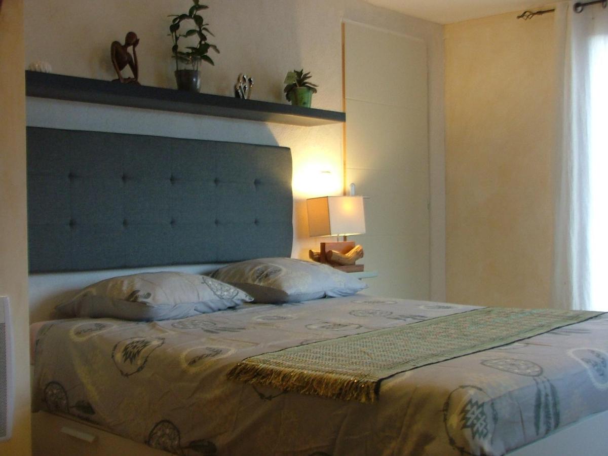 Double Room - Photo 32