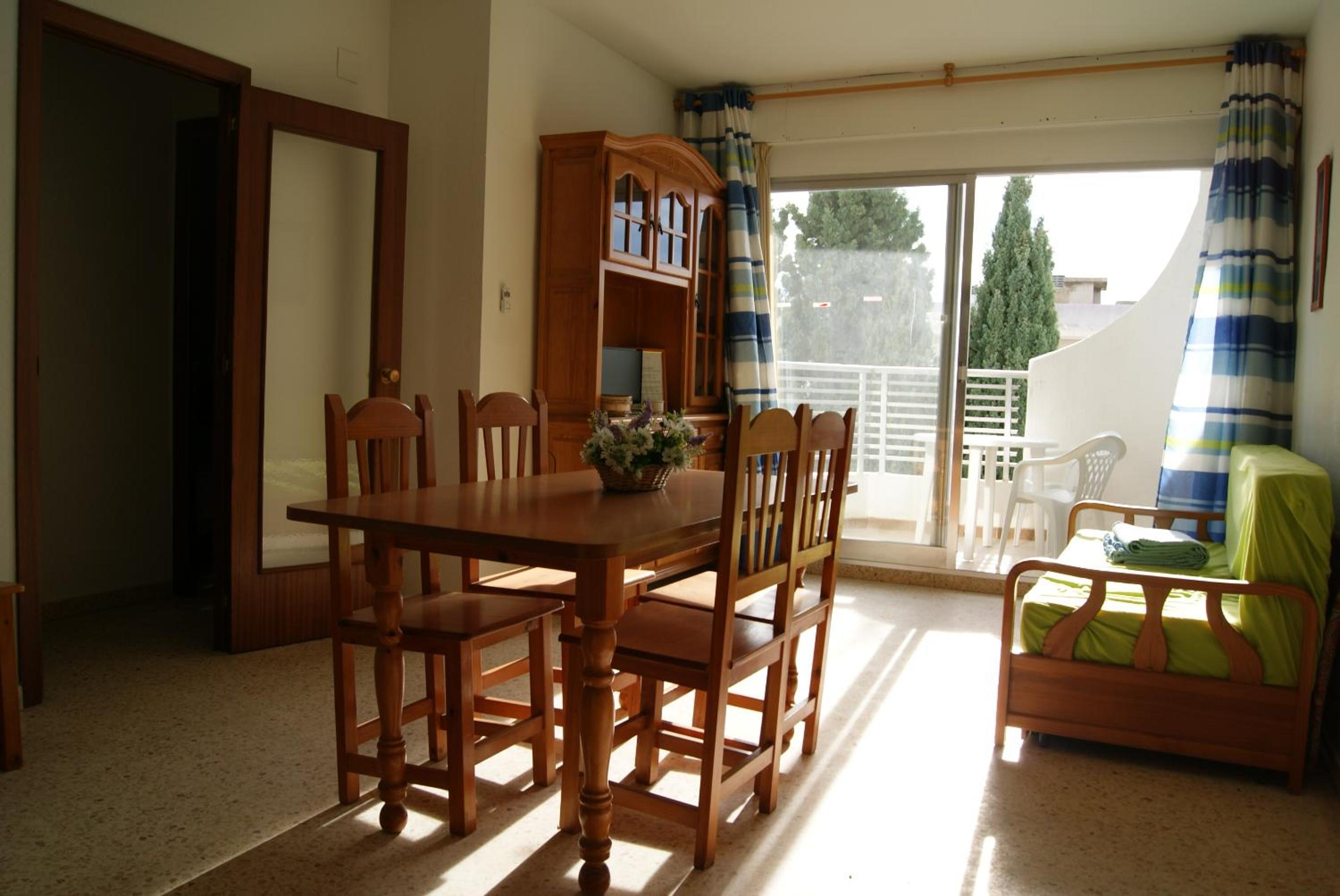 Two-Bedroom Apartment photo 2
