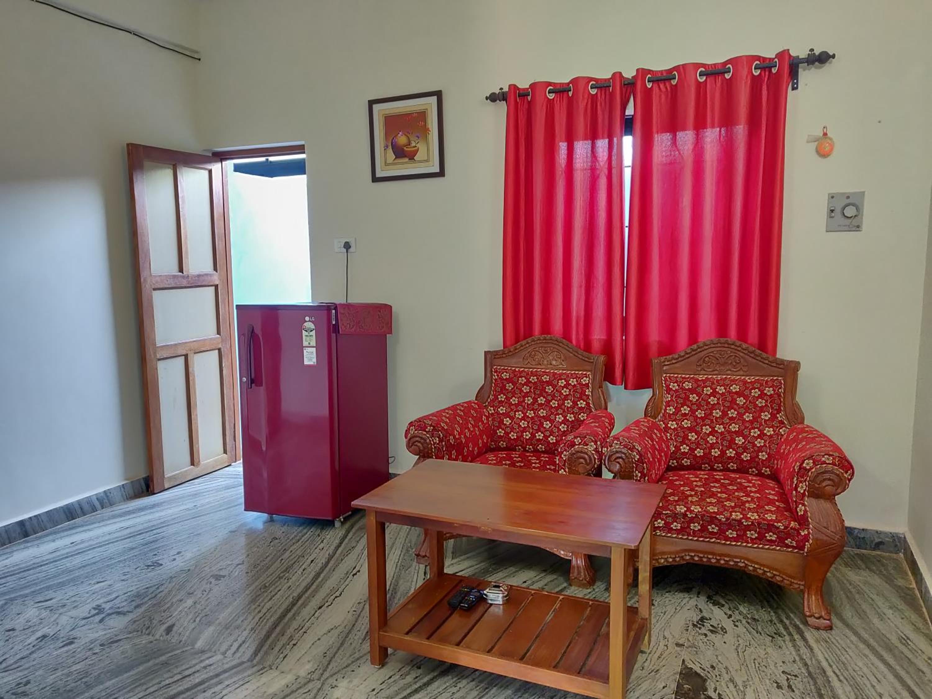 One Bedroom Apartment with Kitchenette & Veranda