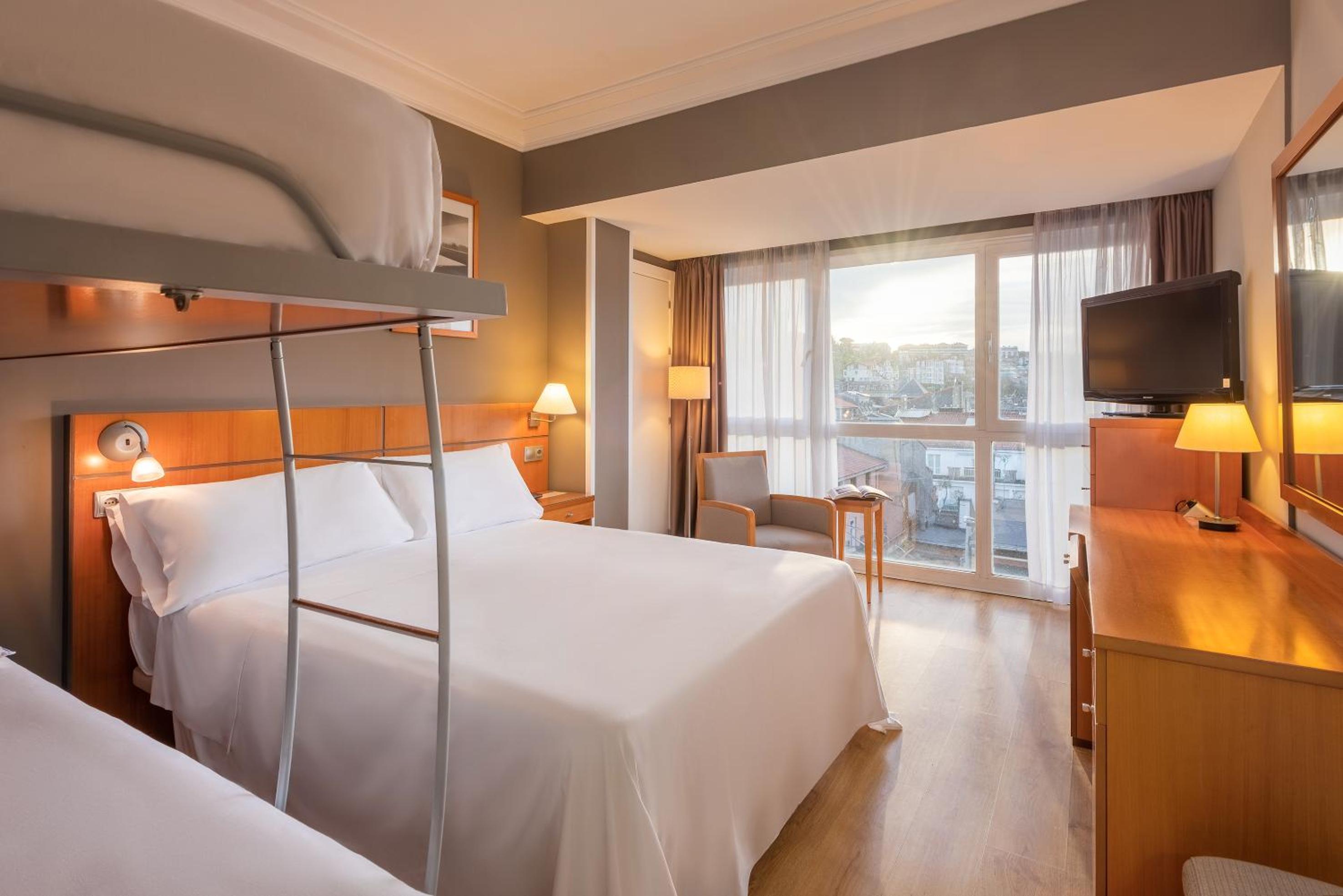 Habitación Familiar (2 Adultos + 2 Niños)