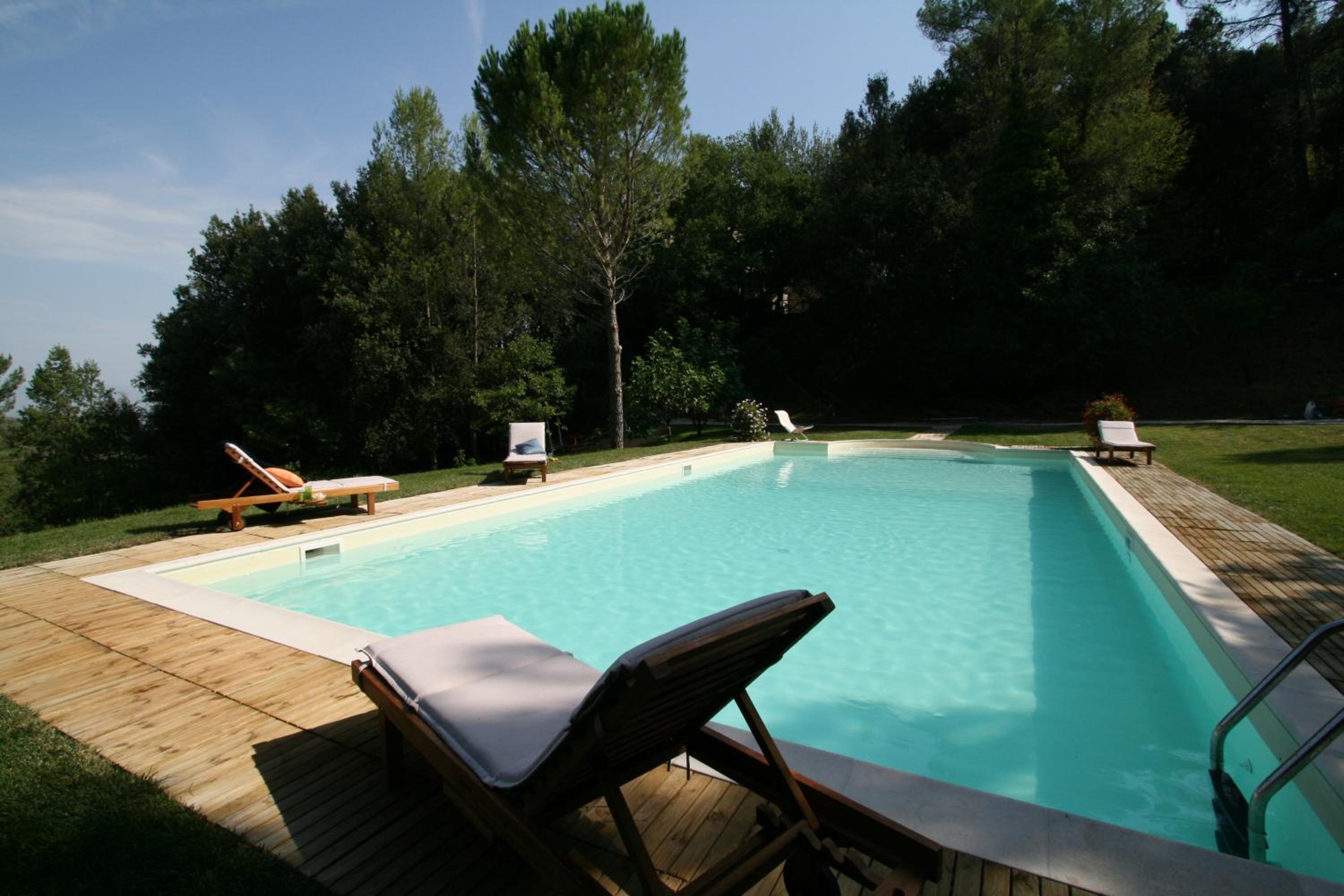 Apartment With Terrace photo 2