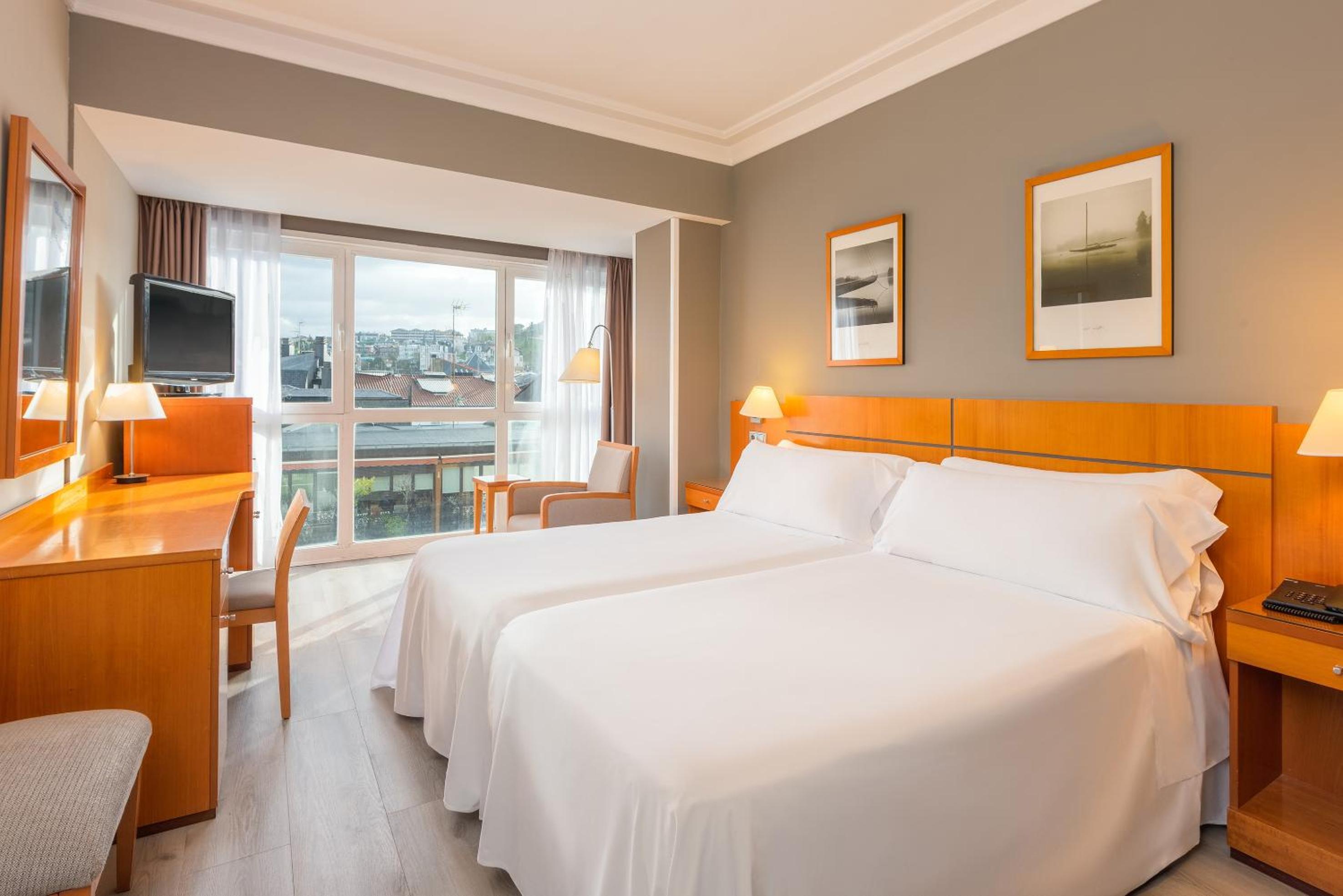 Habitación Estándar con Dos Camas Individuales
