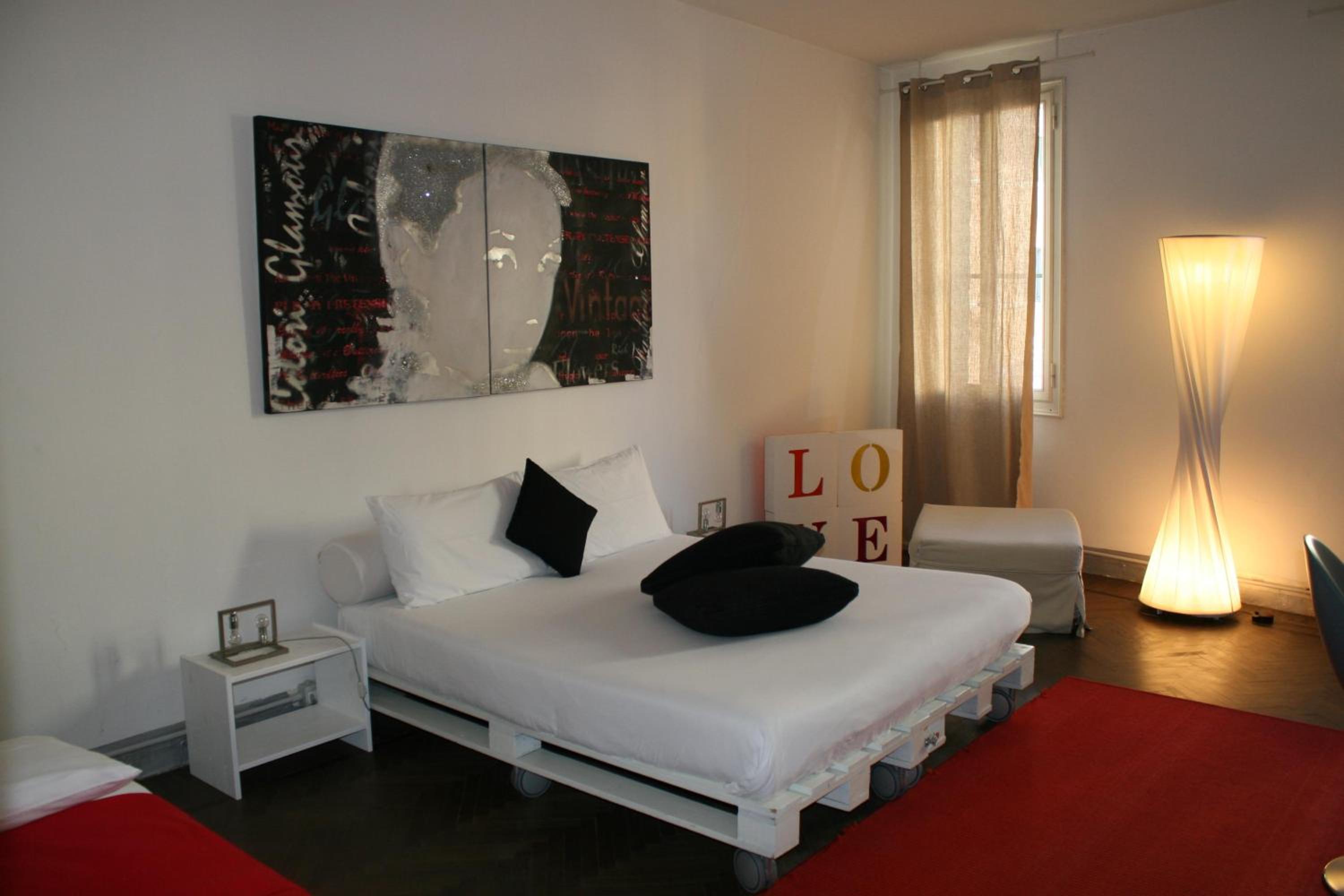 Triple Room with Private External Bathroom photo 1