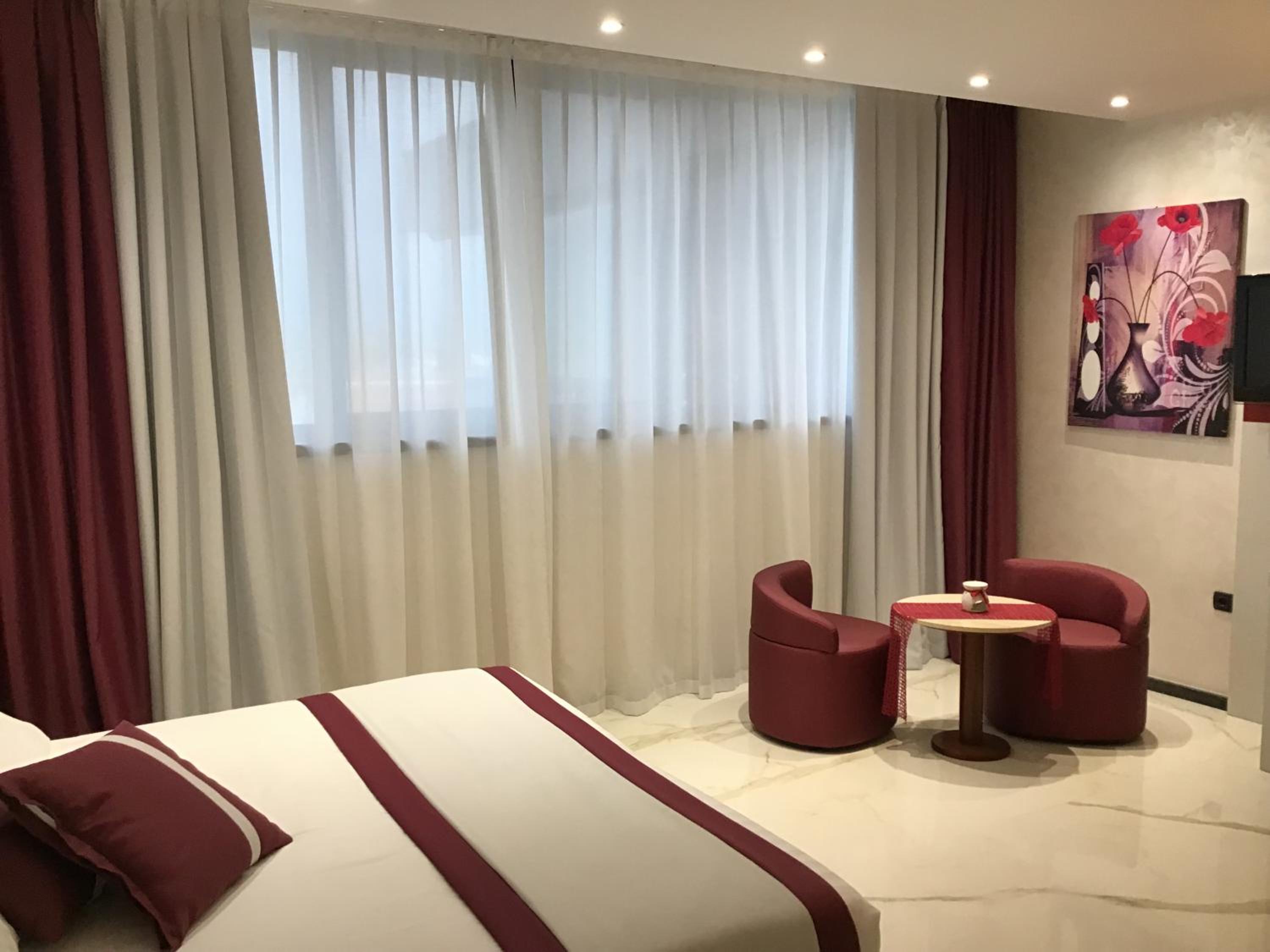Junior Suite - Photo 13