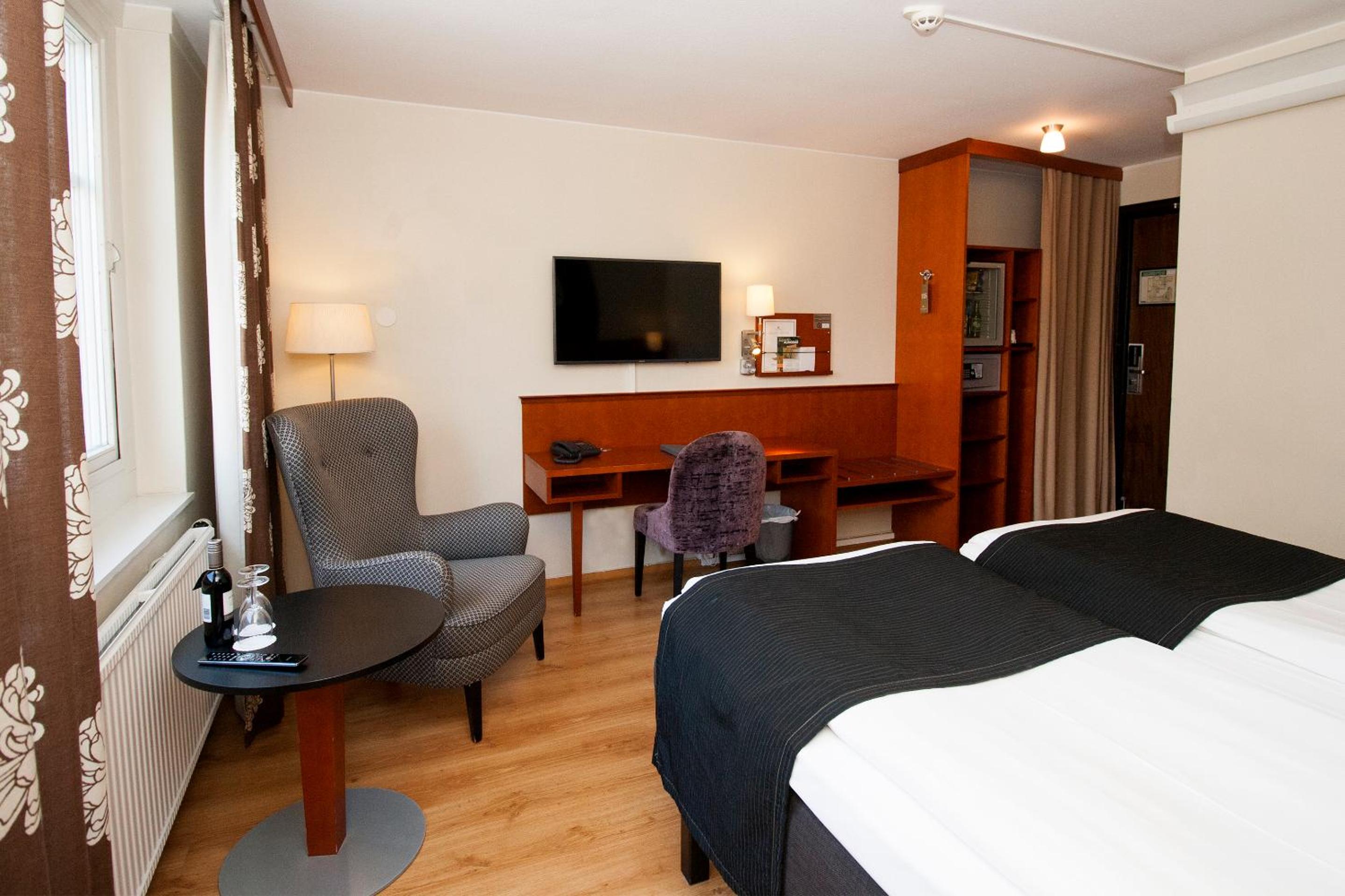 Classic Double or Twin Room photo 3