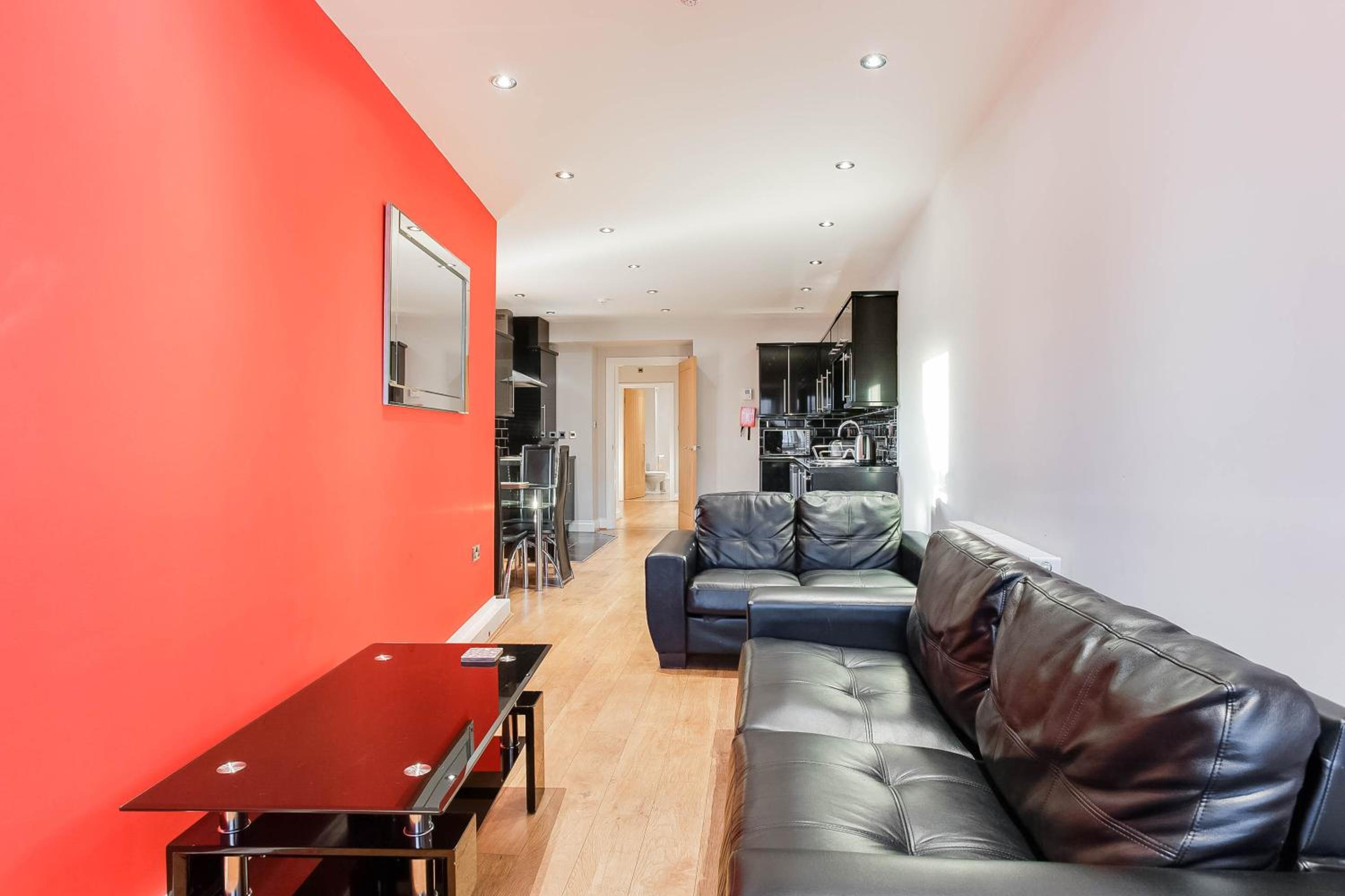 Two-Bedroom Apartment - Photo 19