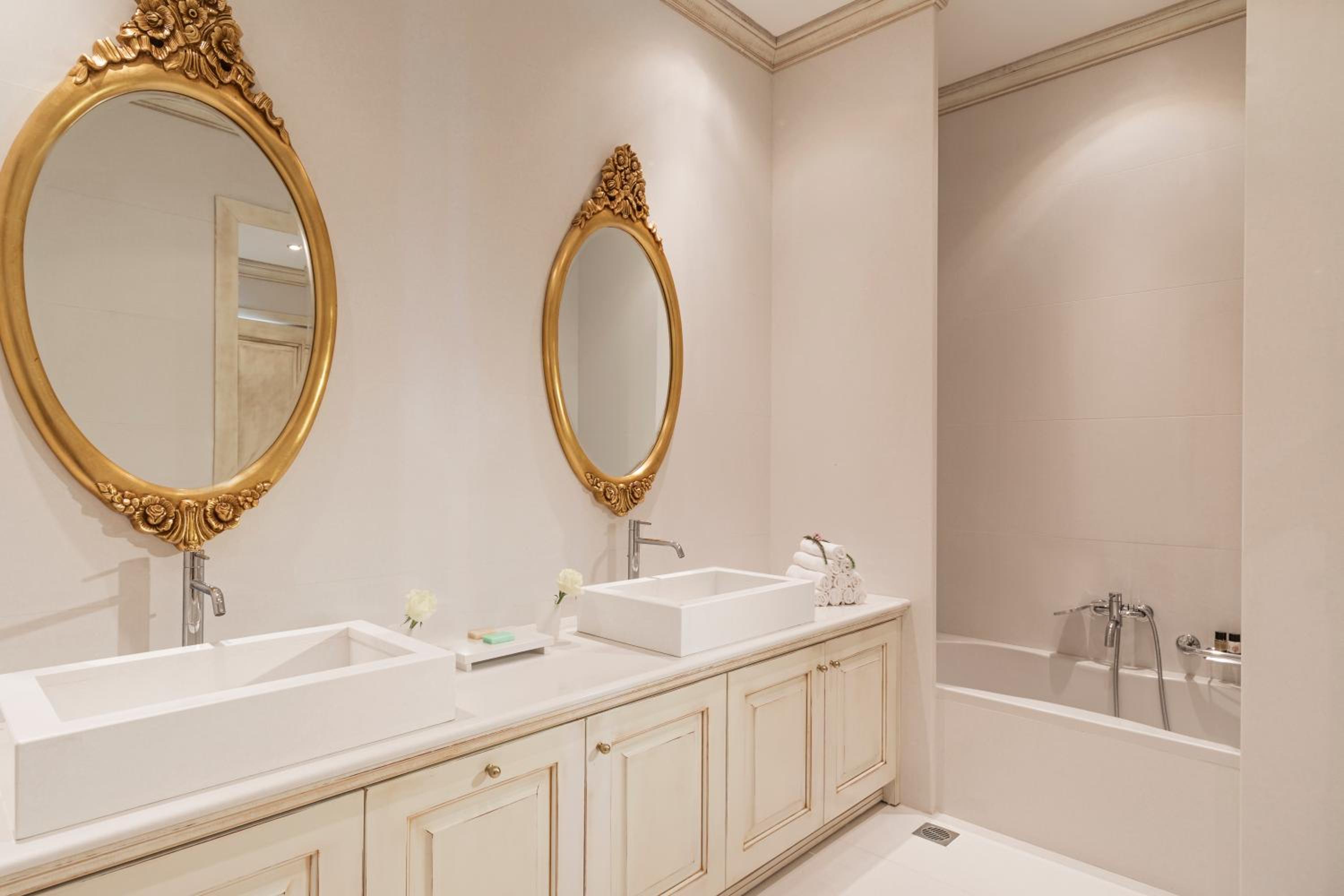 Presidential Suite photo 3