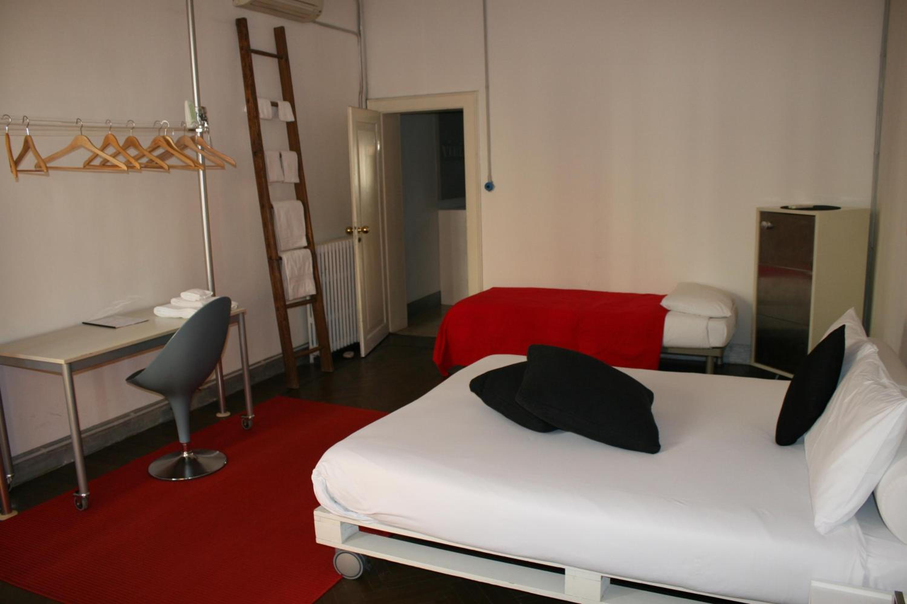 Triple Room with Private External Bathroom photo 2