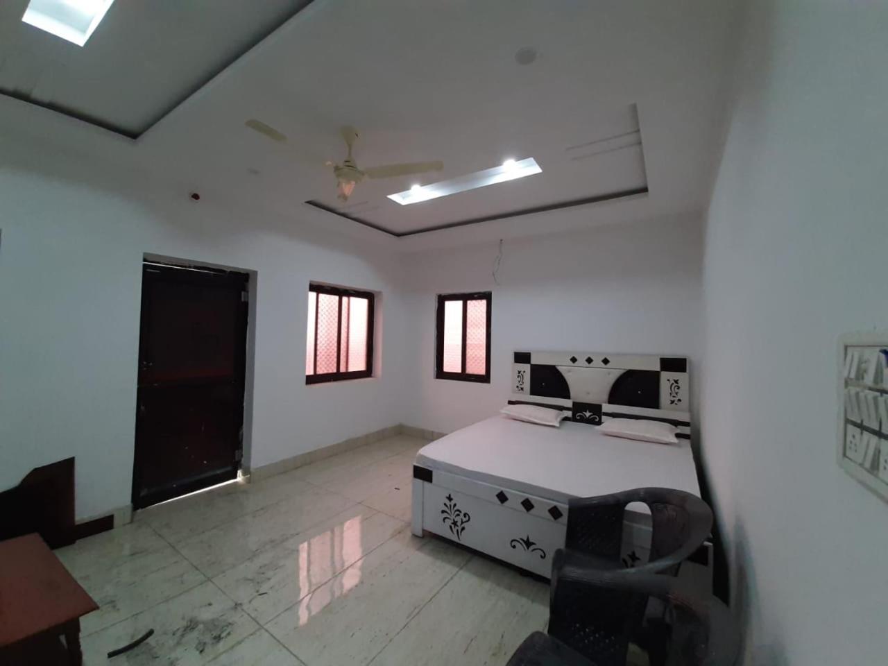 Standard Double Room - Photo 1