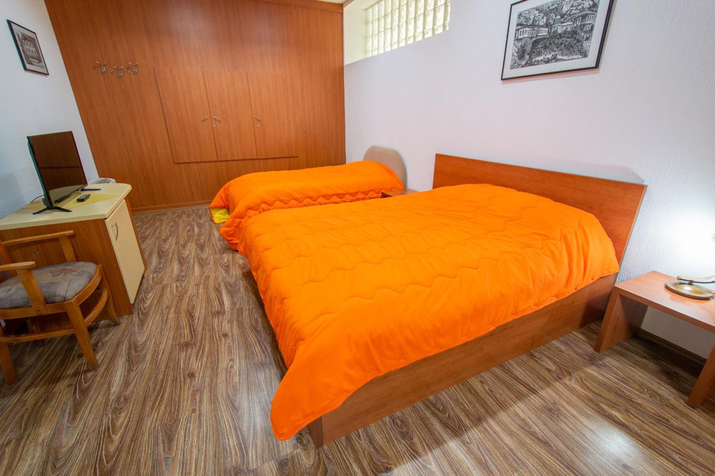 Budget Triple Room