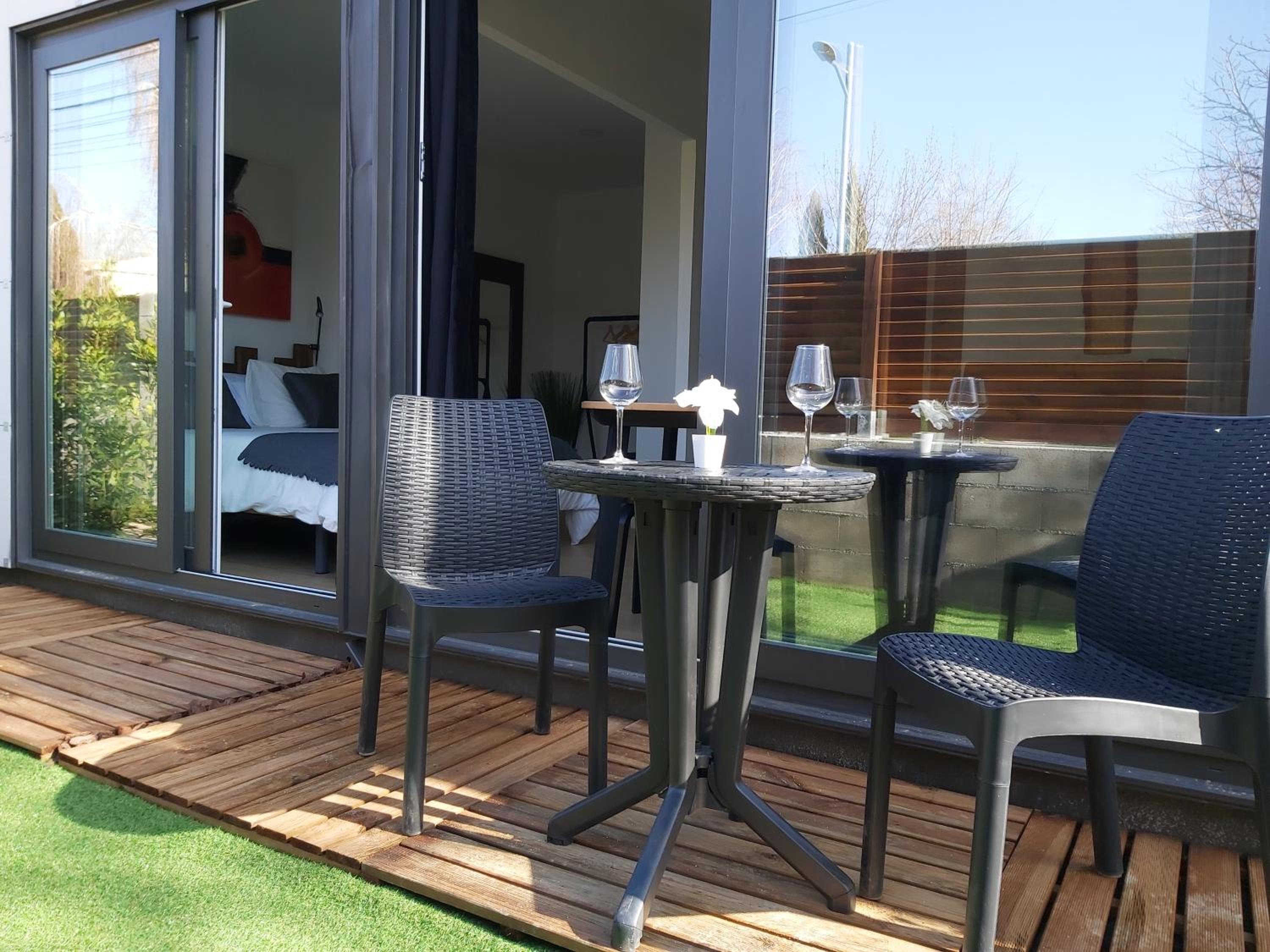 Apartment with Garden View photo 3