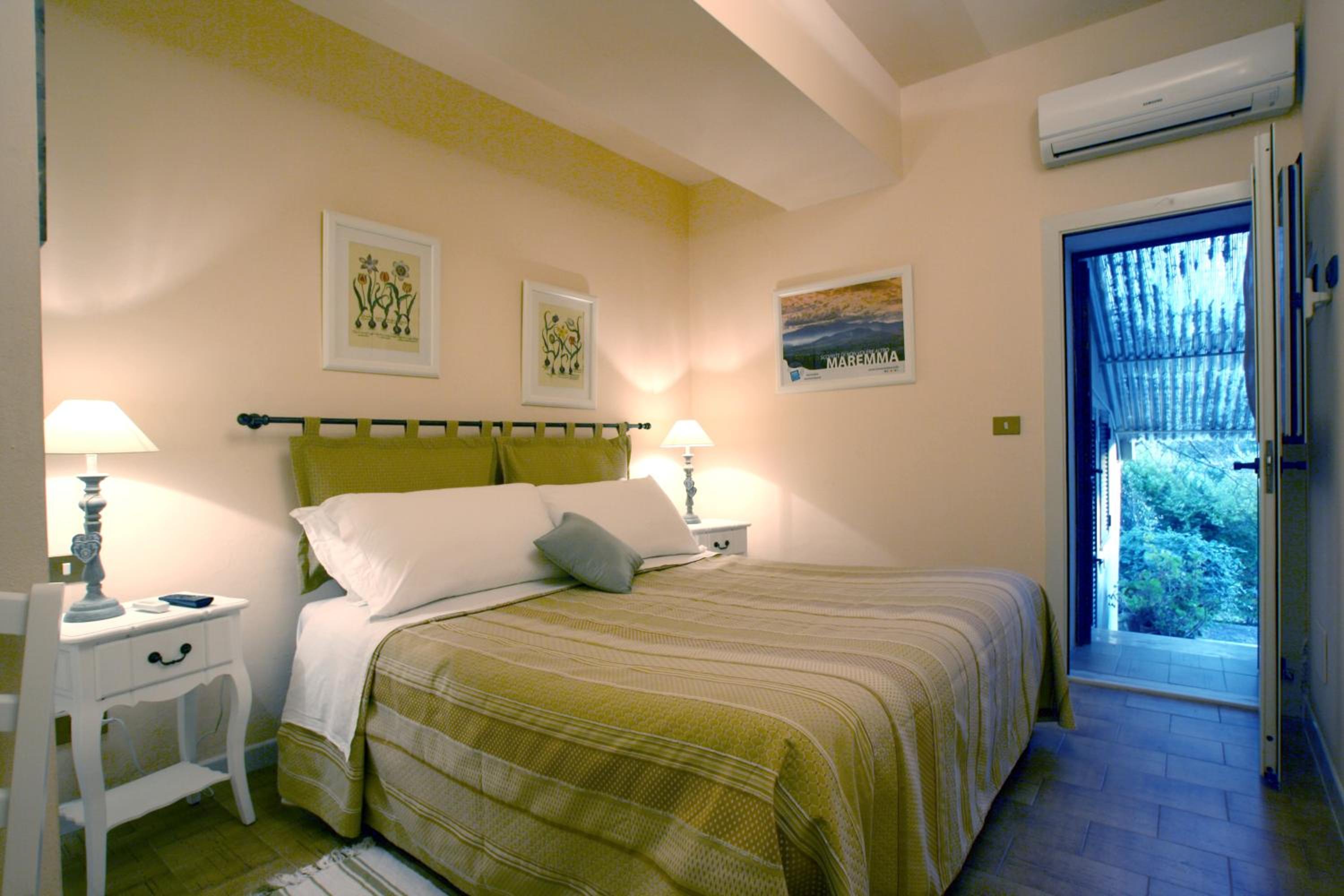 Two-Bedroom Apartment (4 Adults) photo 2