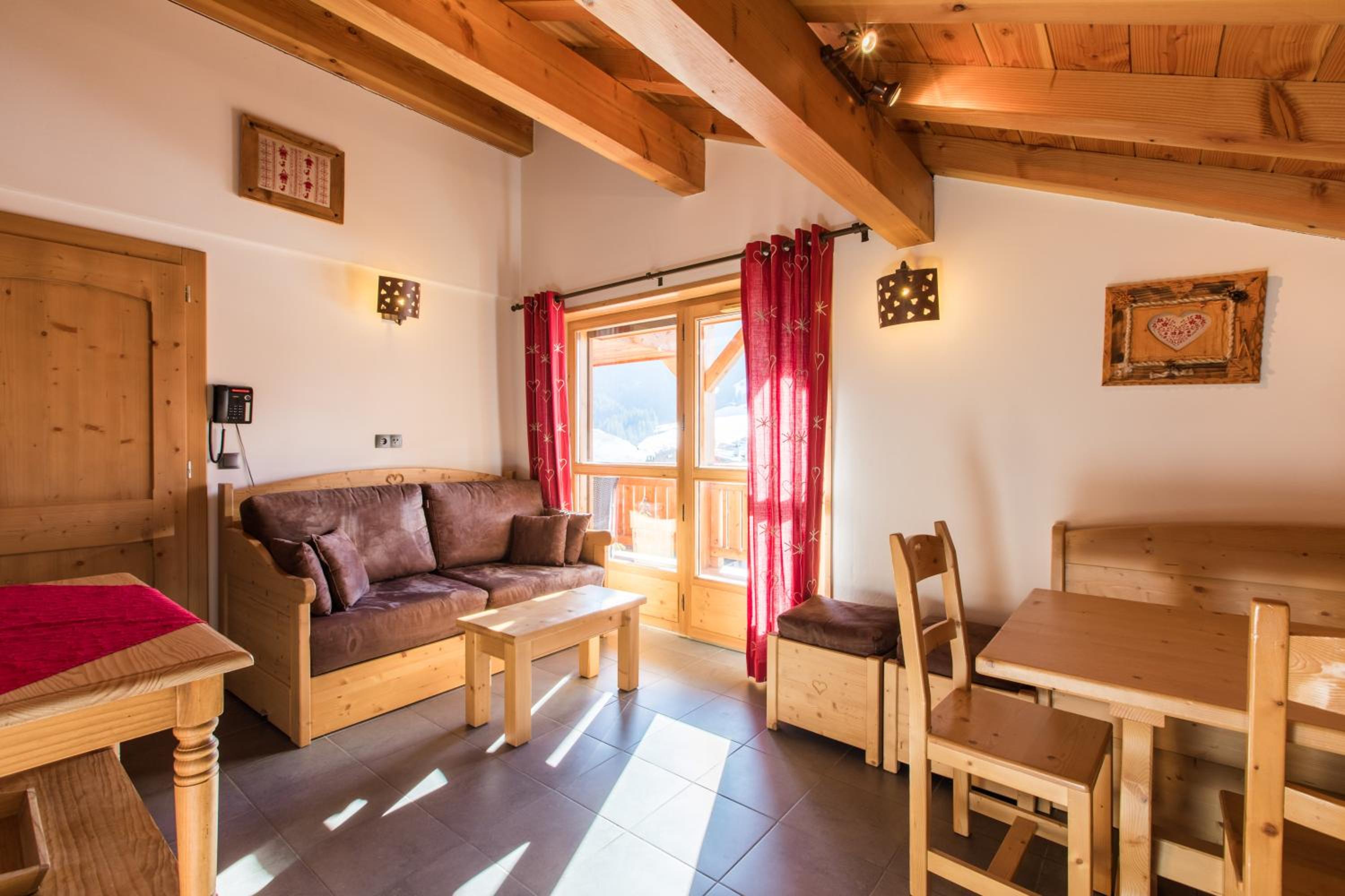 Apartment (4-6 Adults)