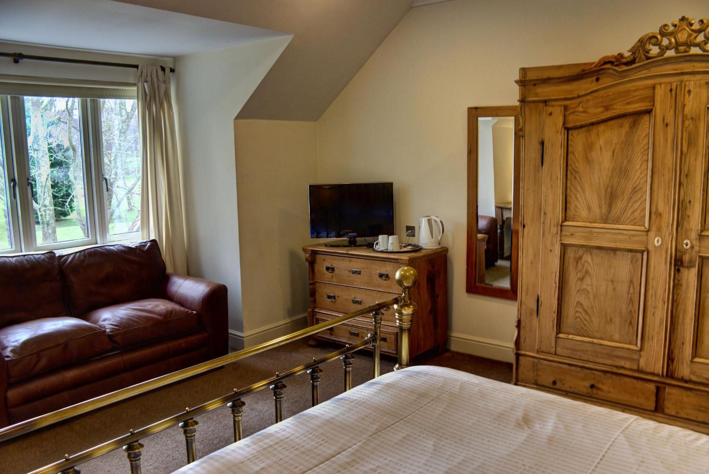 Queen Room photo 1