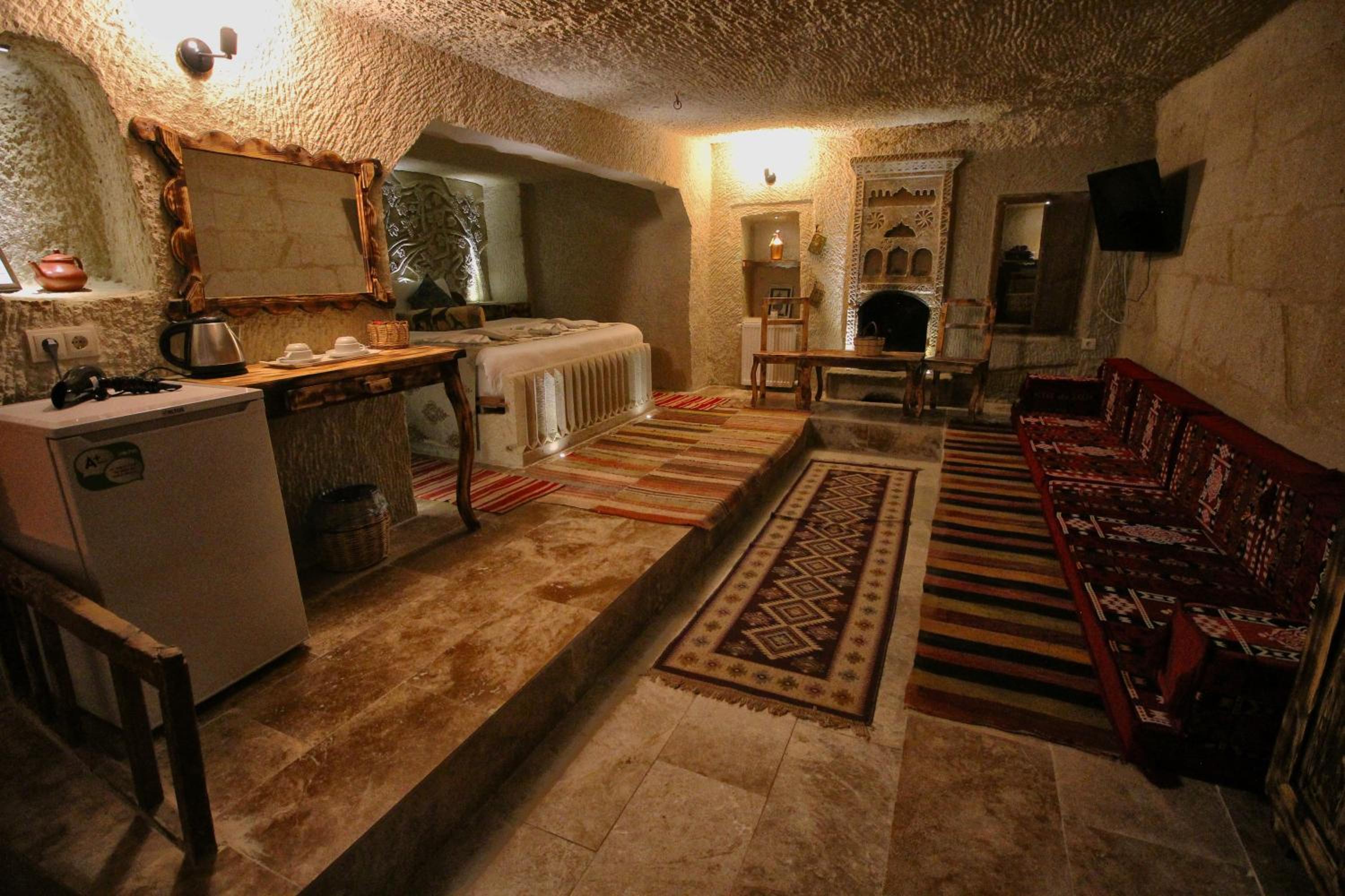 Deluxe Suite - Photo 81