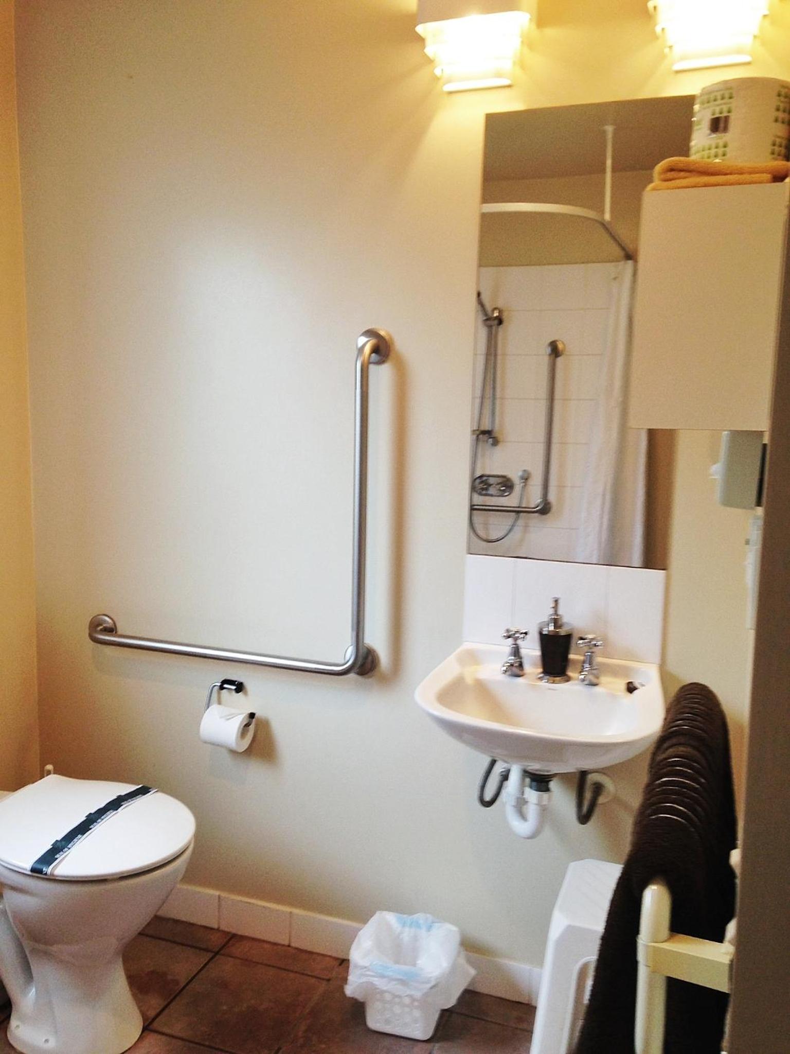 Standard Two-Bedroom Apartment - Photo 7