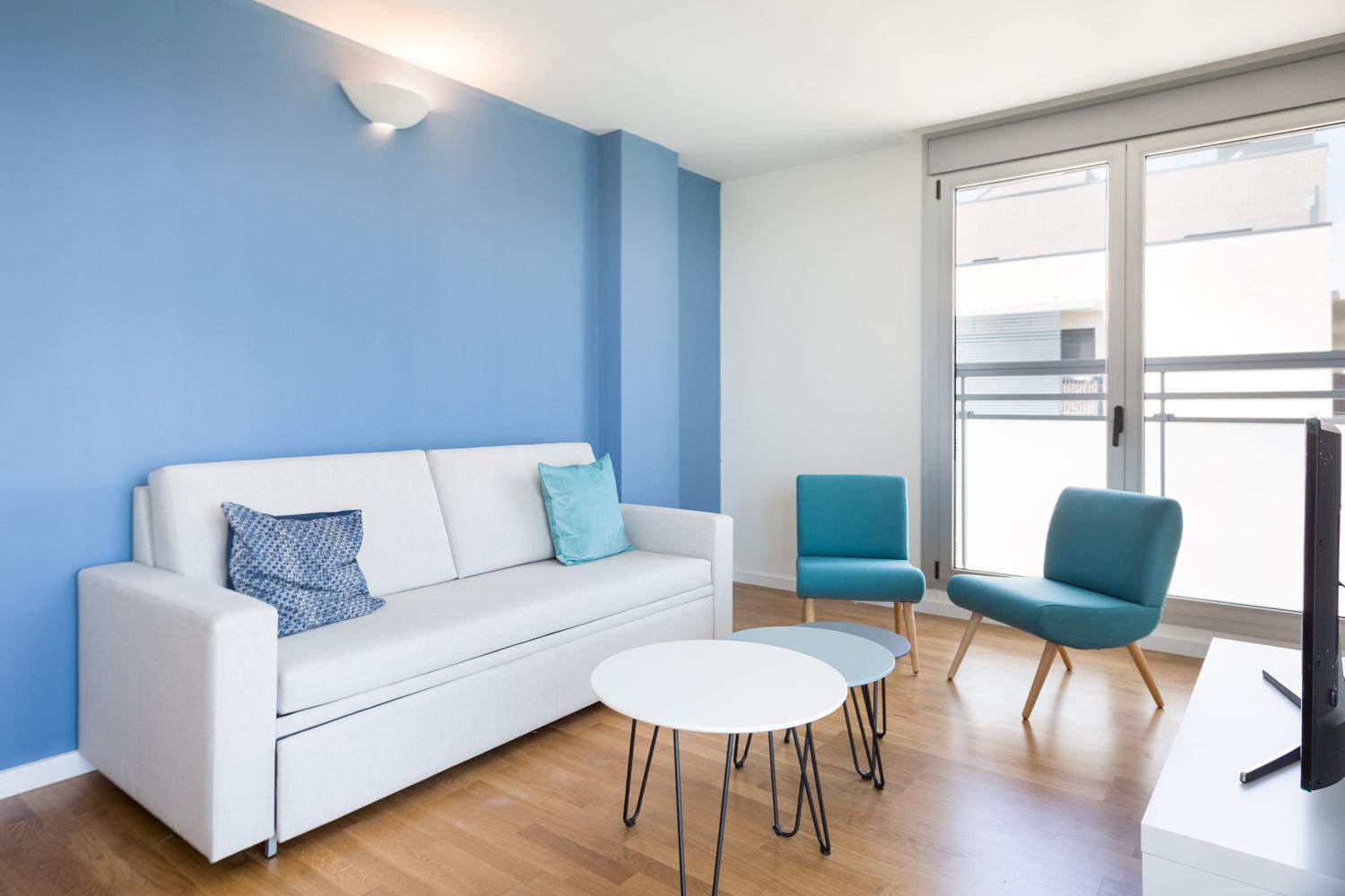 Two-Bedroom Apartment with Balcony photo 1