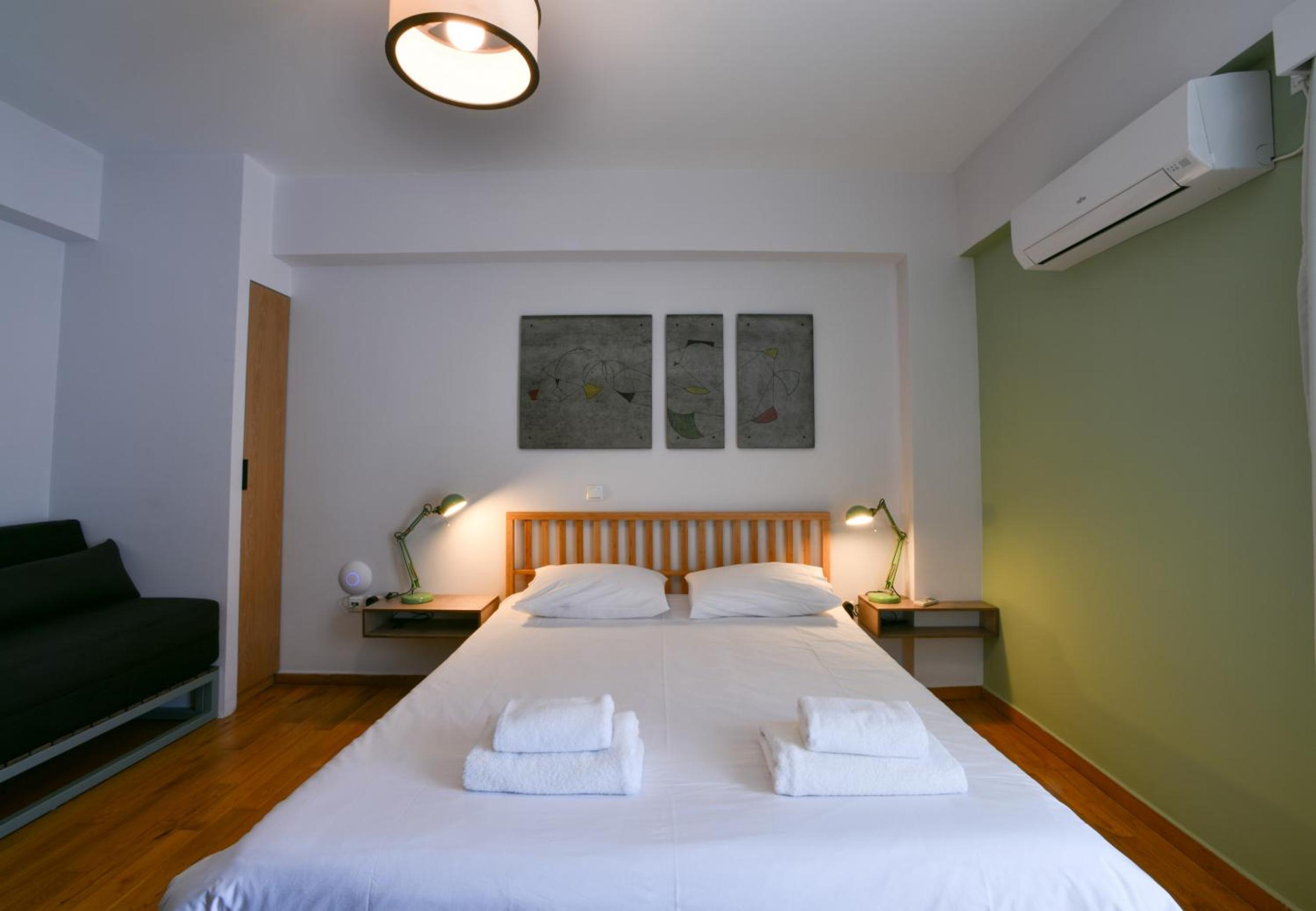 One-Bedroom Apartment with Balcony 2.1 photo 2