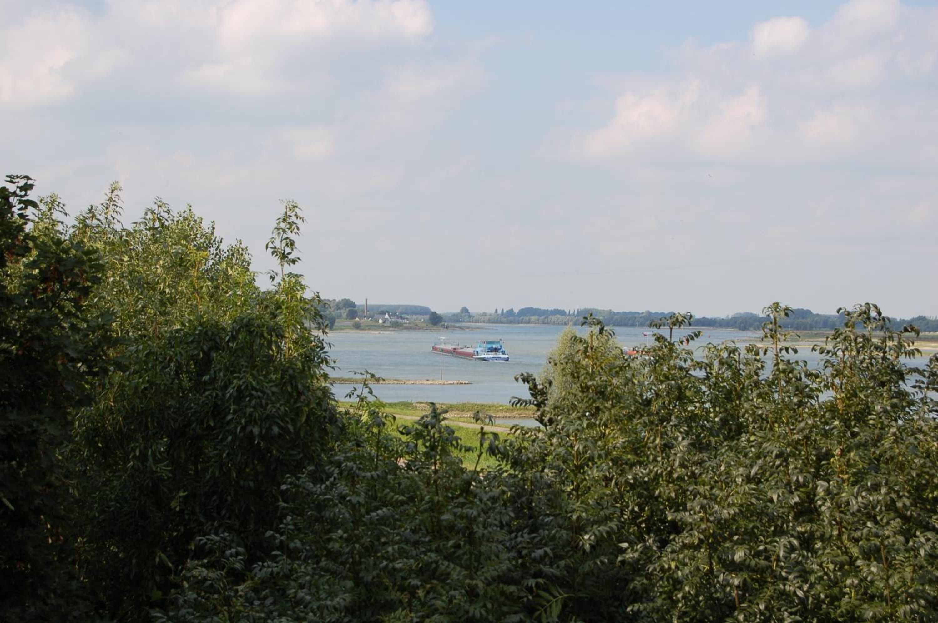 Twin Room with River View photo 2